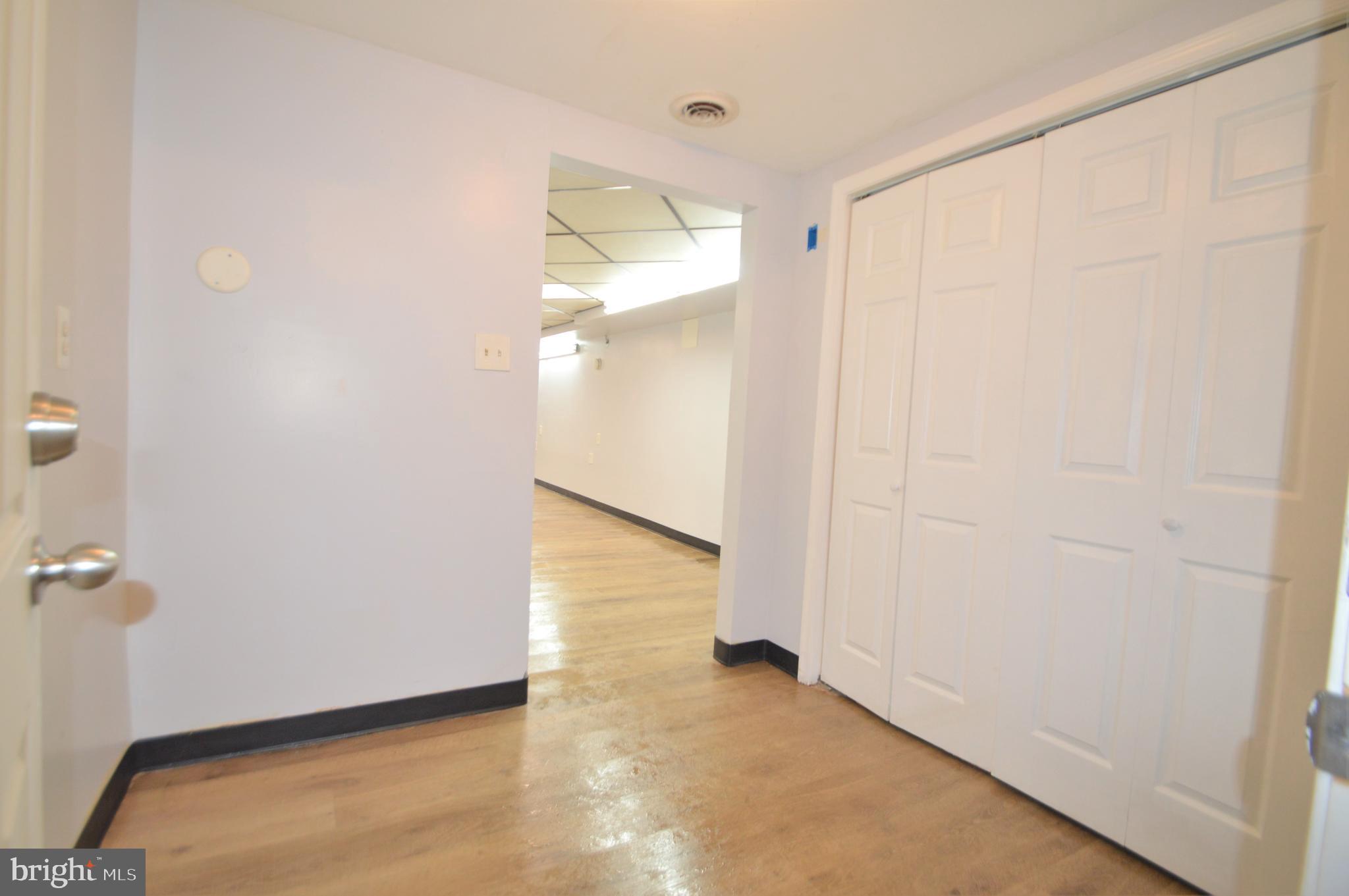 BELAIR-EDISON - Commercial Lease