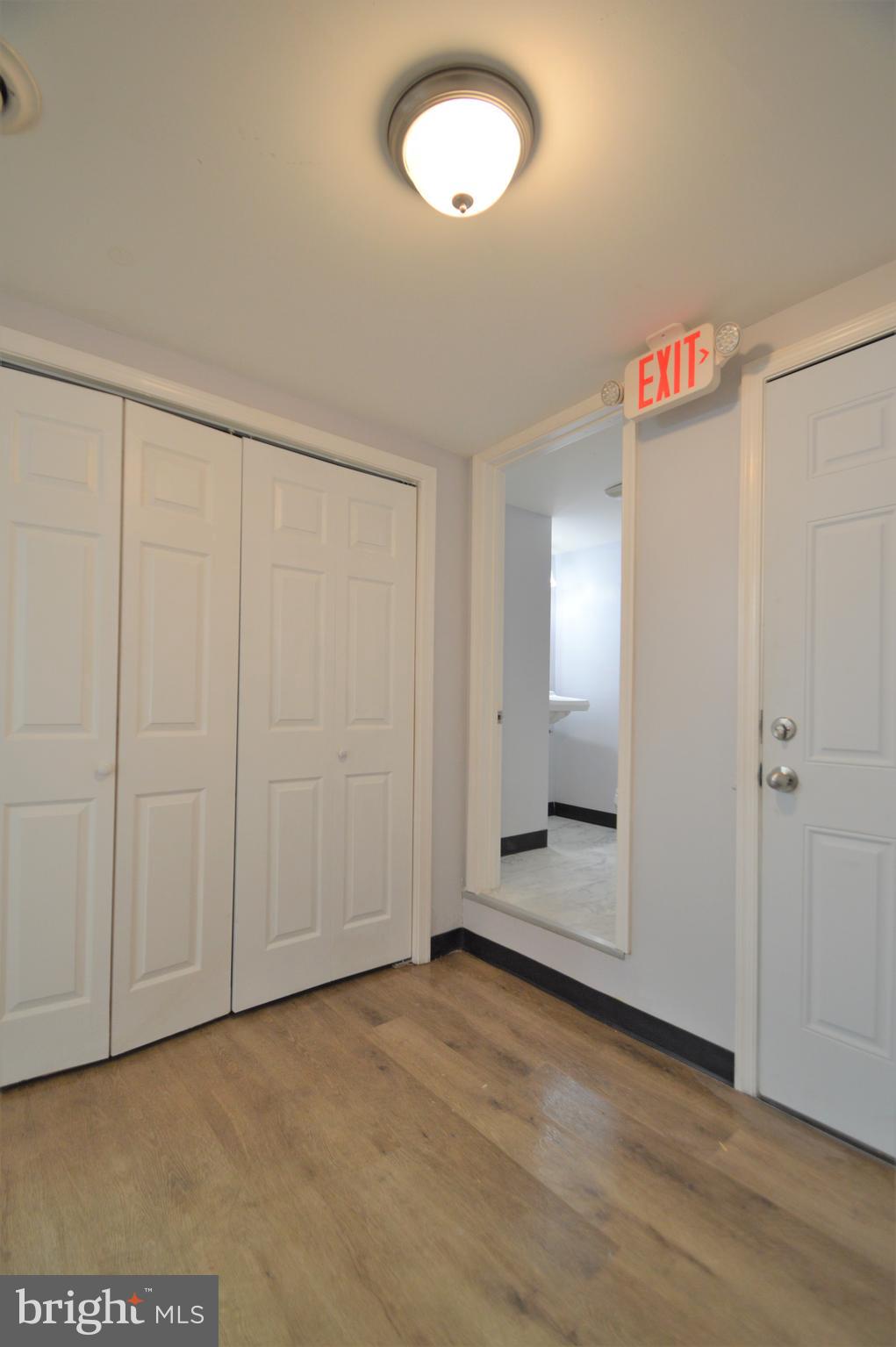 BELAIR-EDISON - Commercial Lease