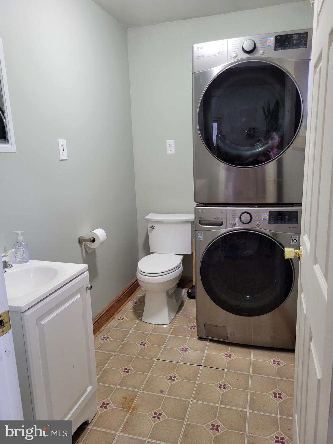 BELMONT HILLS - Residential