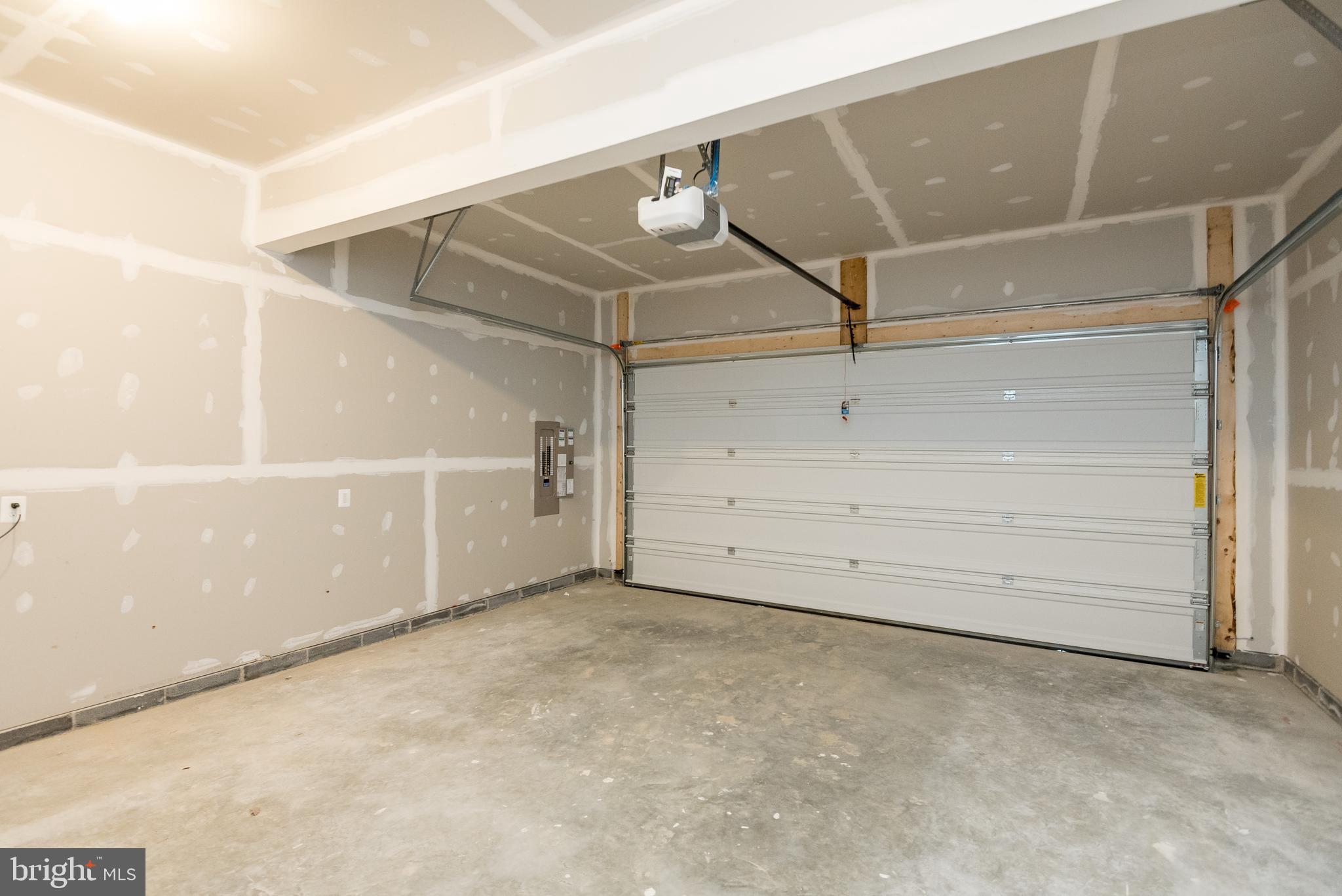 IDLEWILDE ACRES - Residential