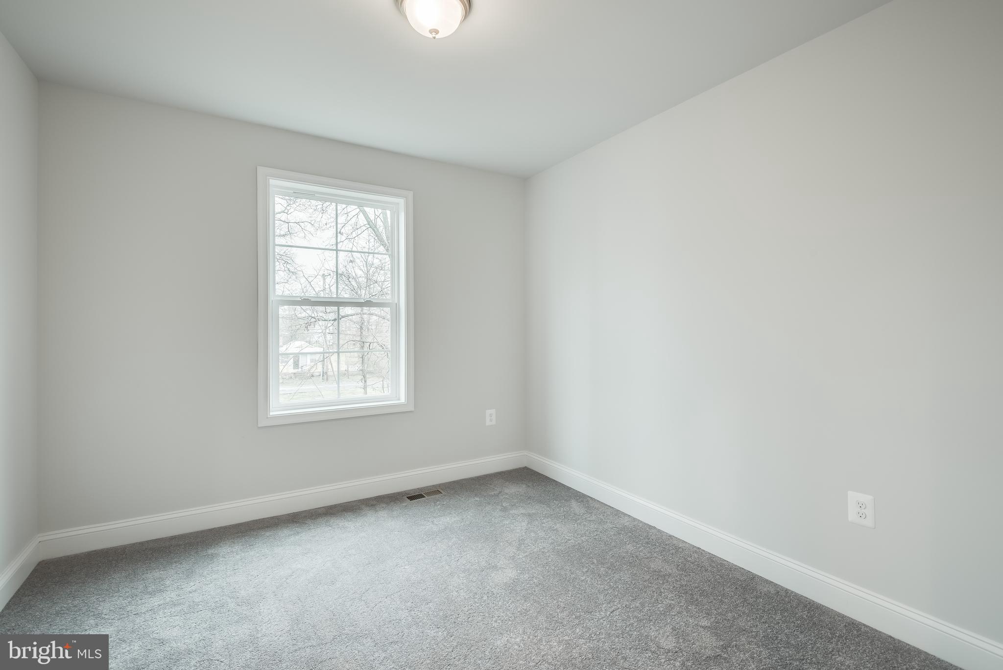 IDLEWILDE ACRES - Residential