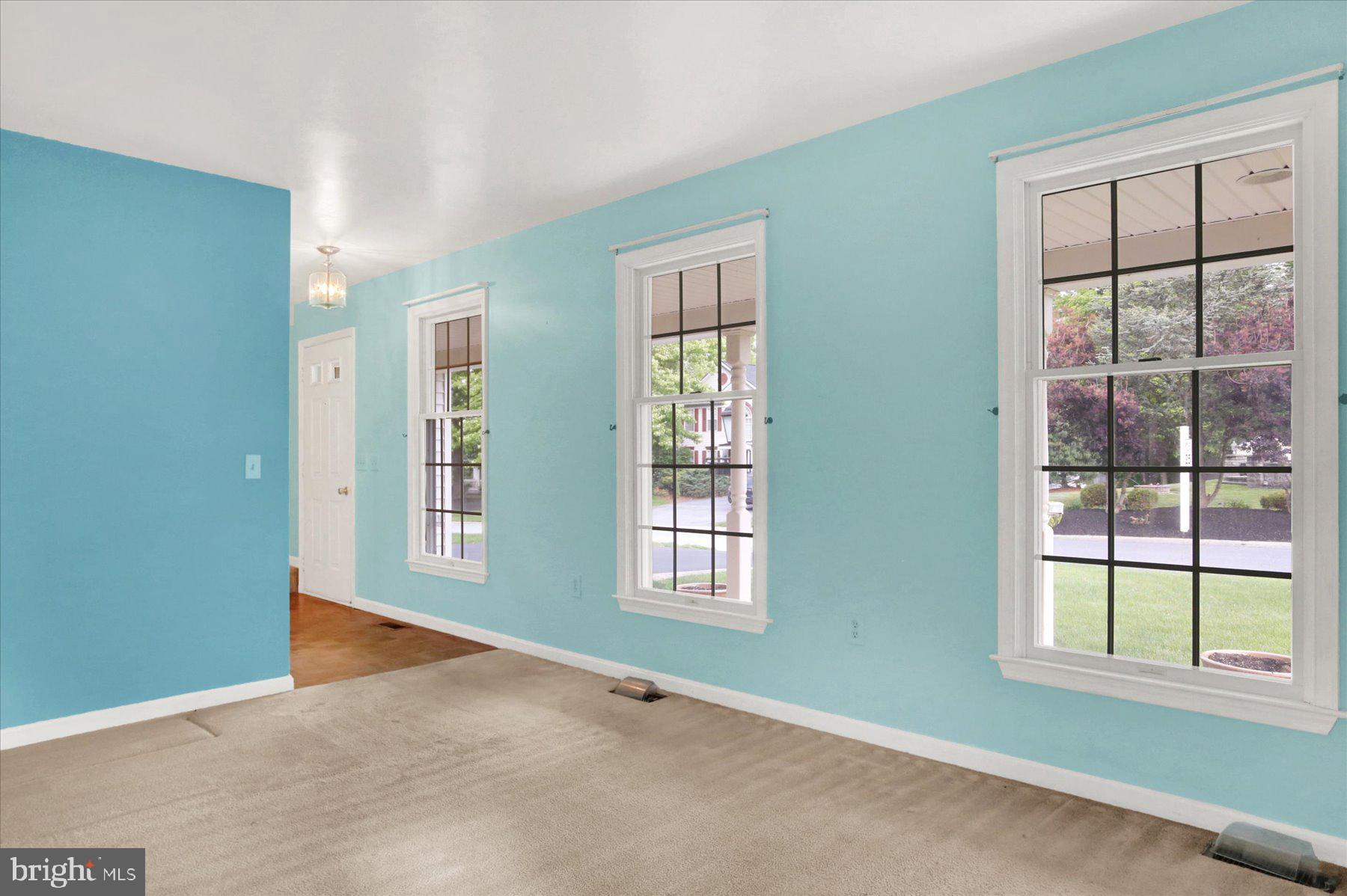 RIDGEVIEW - Residential
