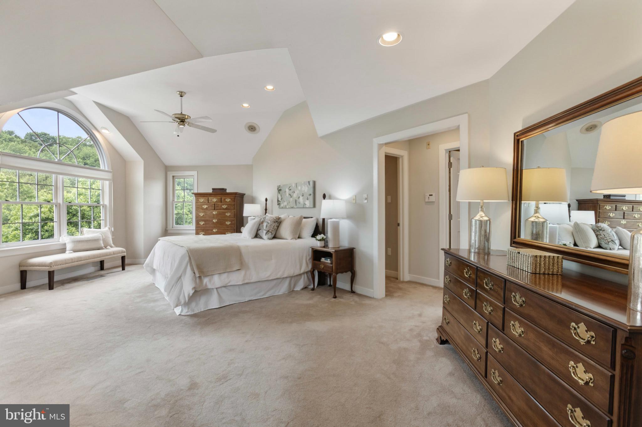 BLUE ROCK MEADOWS - Residential