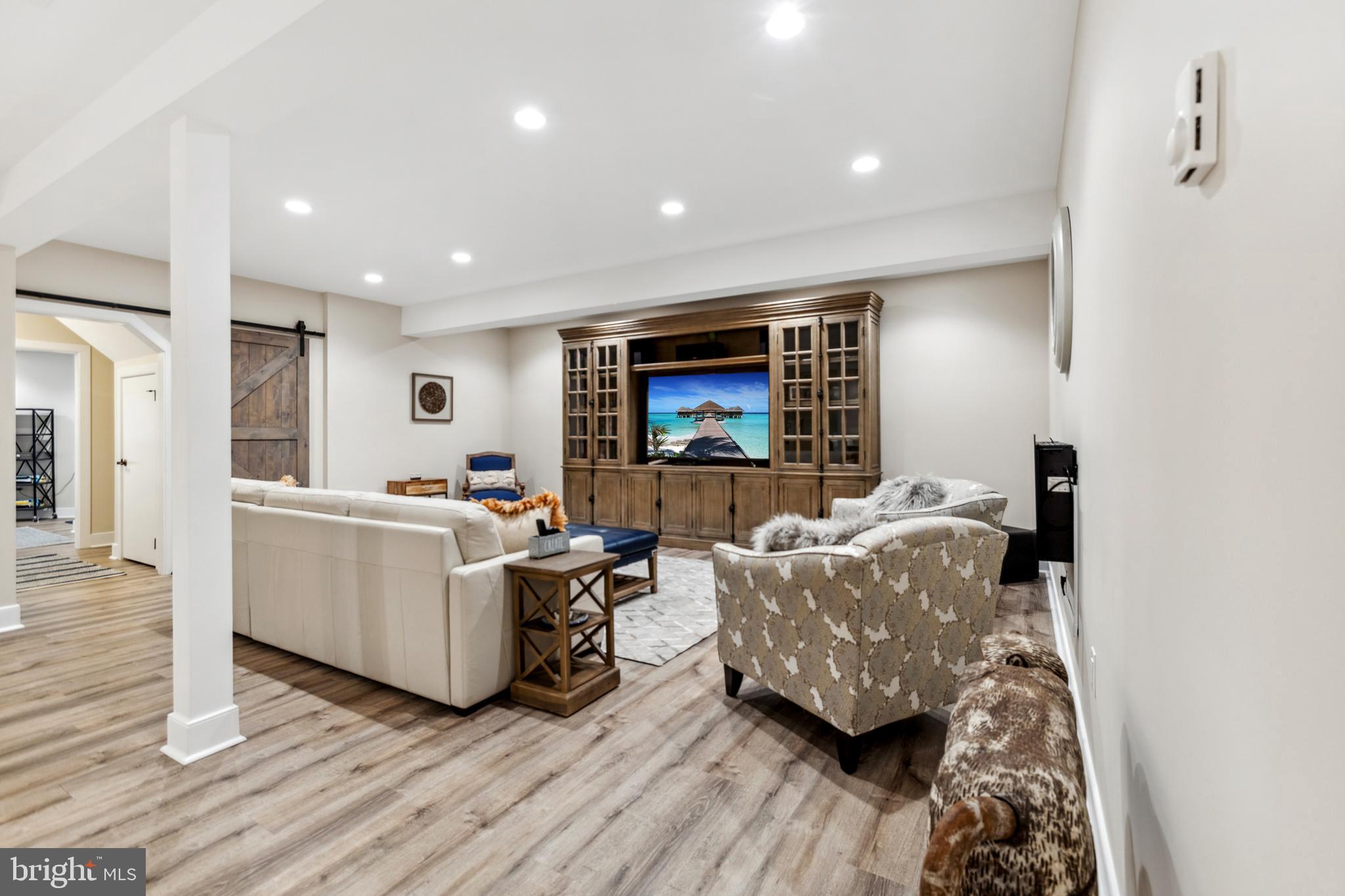 BLUE ROCK MEADOWS - Residential