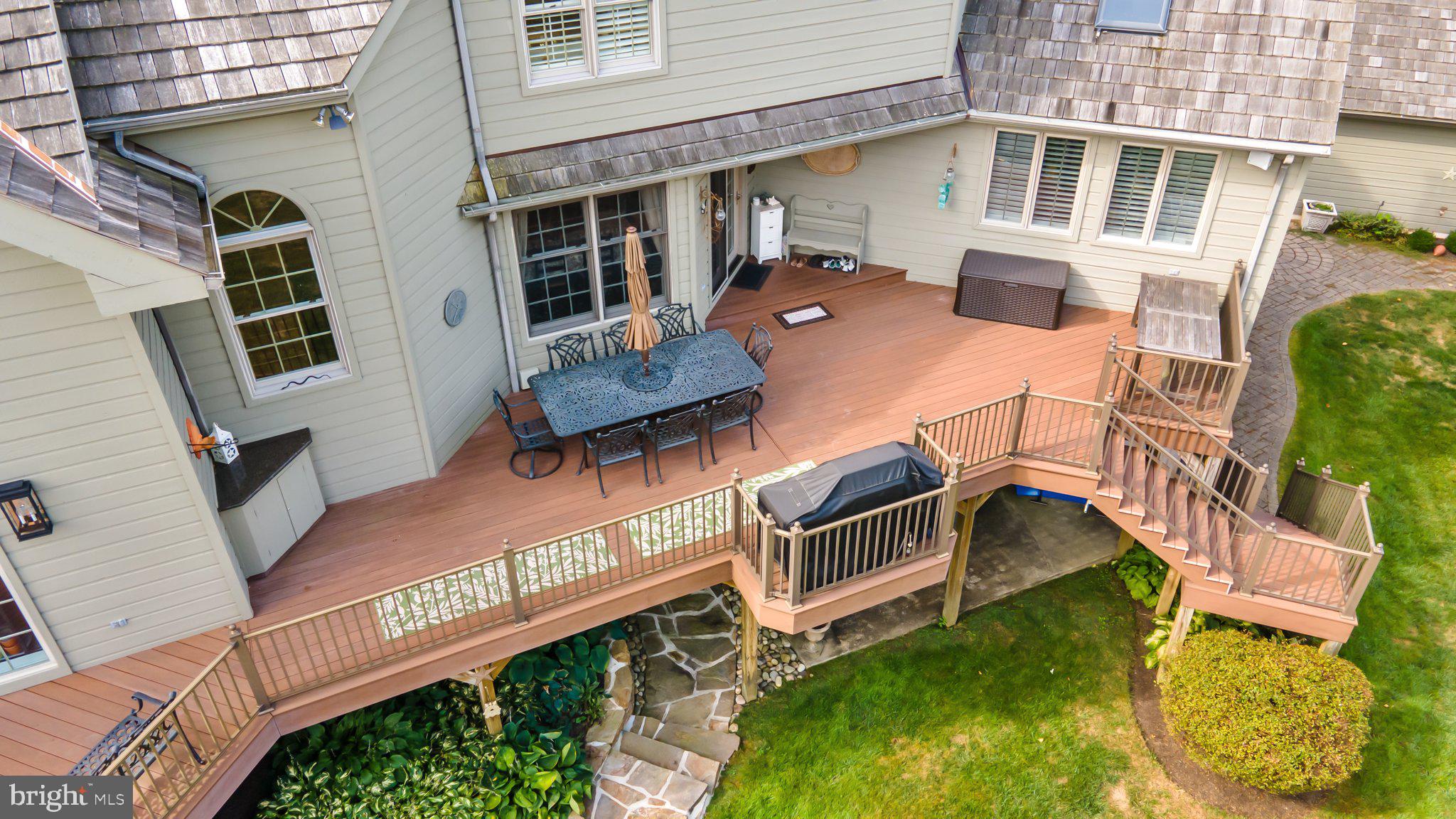 BLUE ROCK MEADOWS - Residential