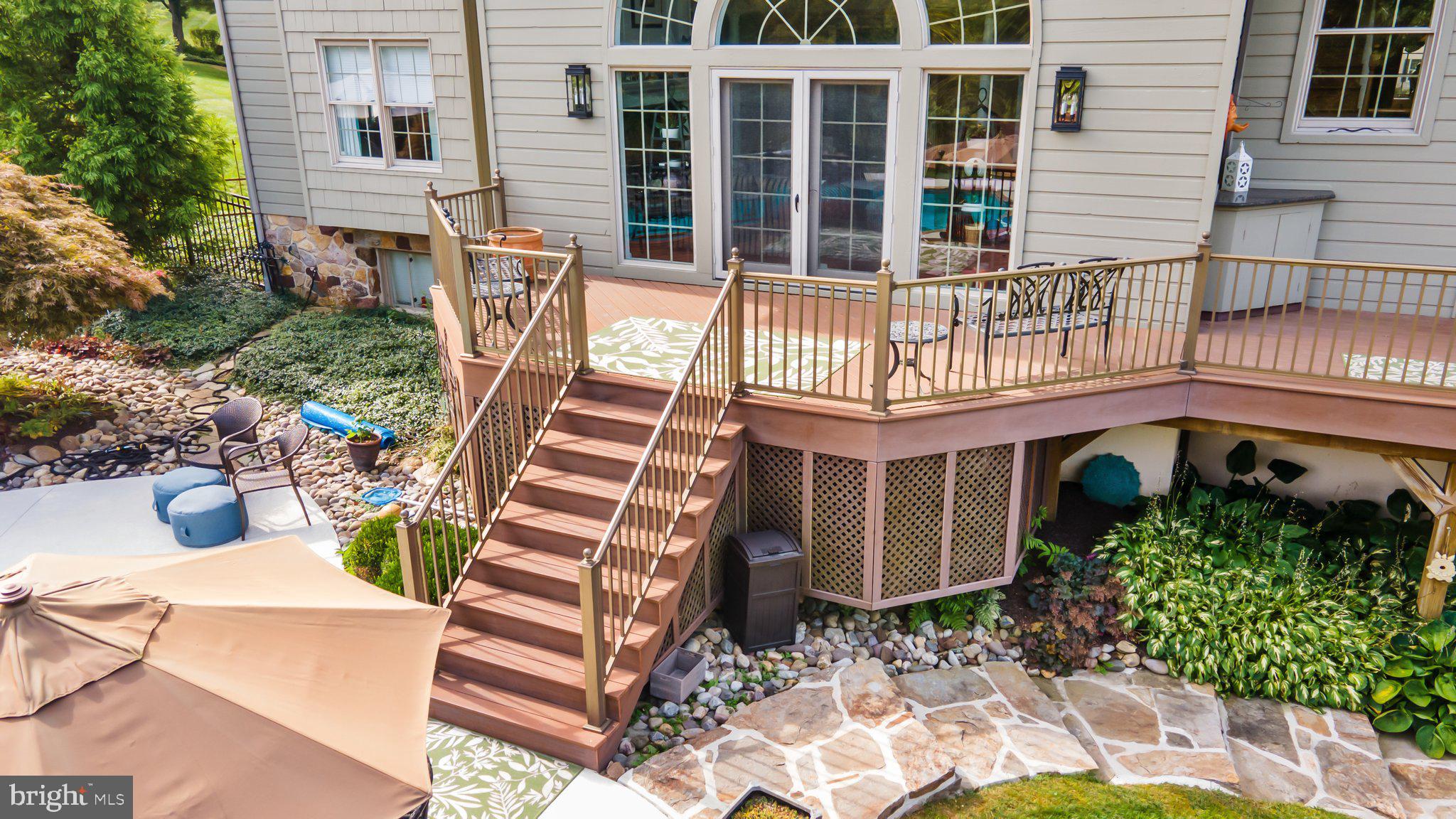 BLUE ROCK MEADOWS - Residential