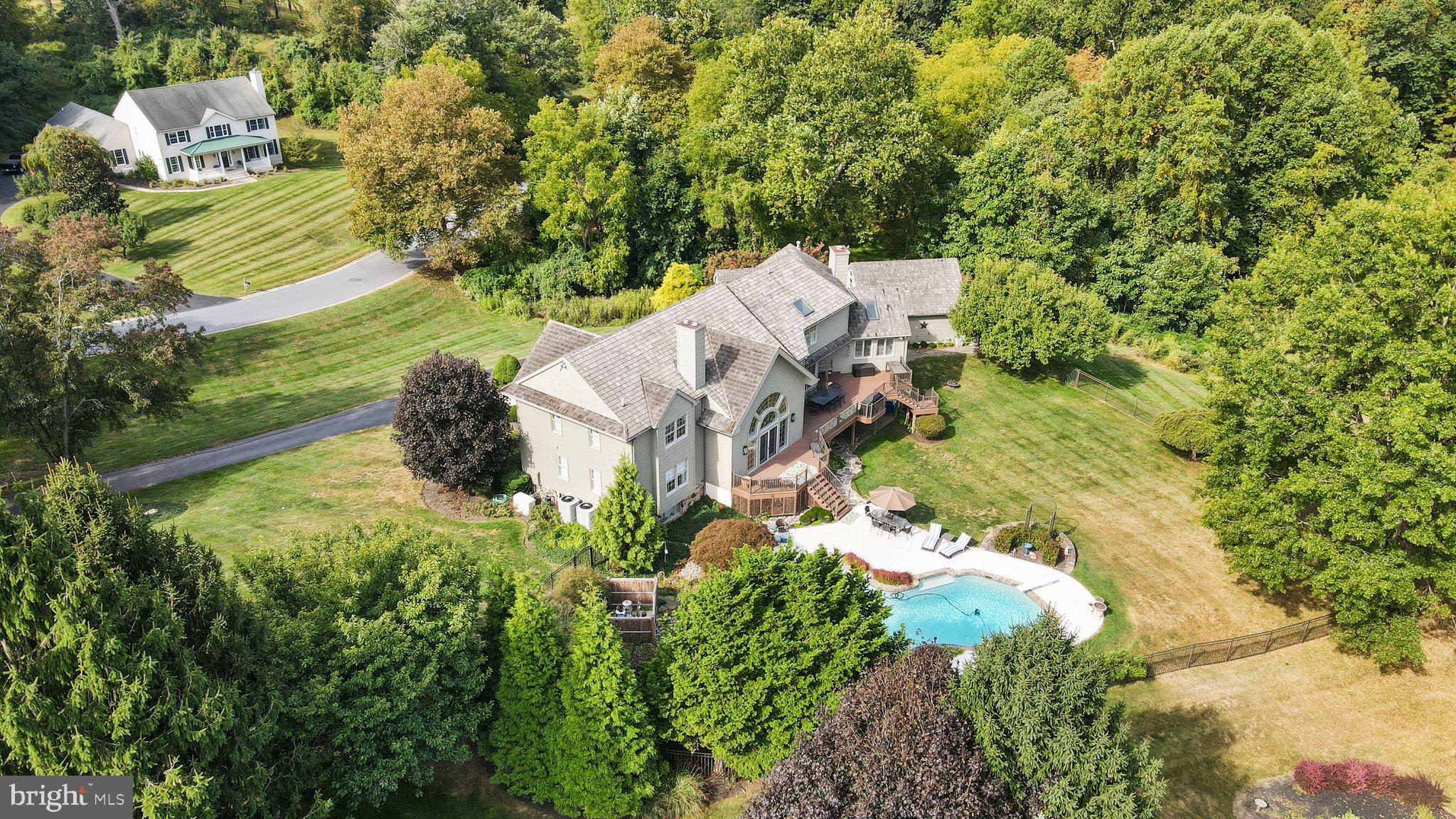 BLUE ROCK MEADOWS - Residential