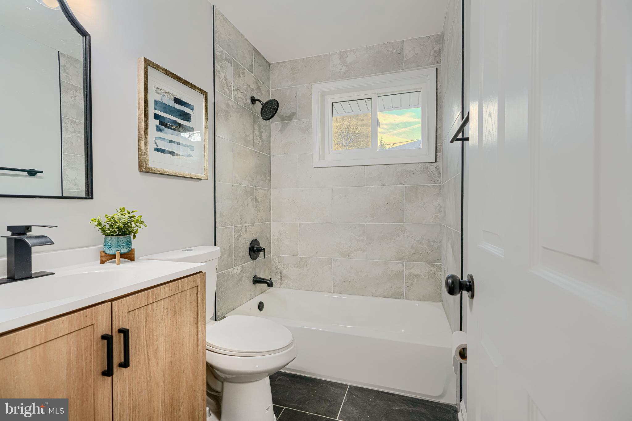 RANDALLSTOWN - Residential