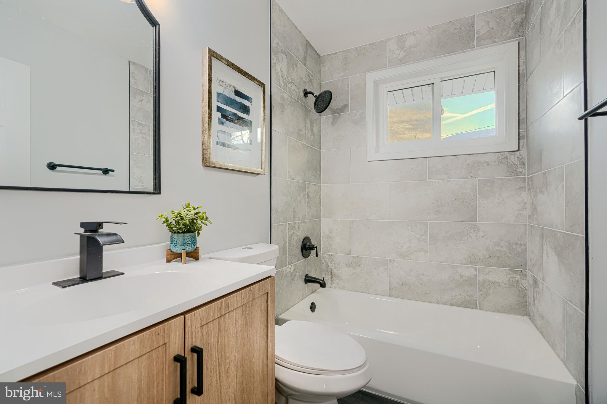 RANDALLSTOWN - Residential