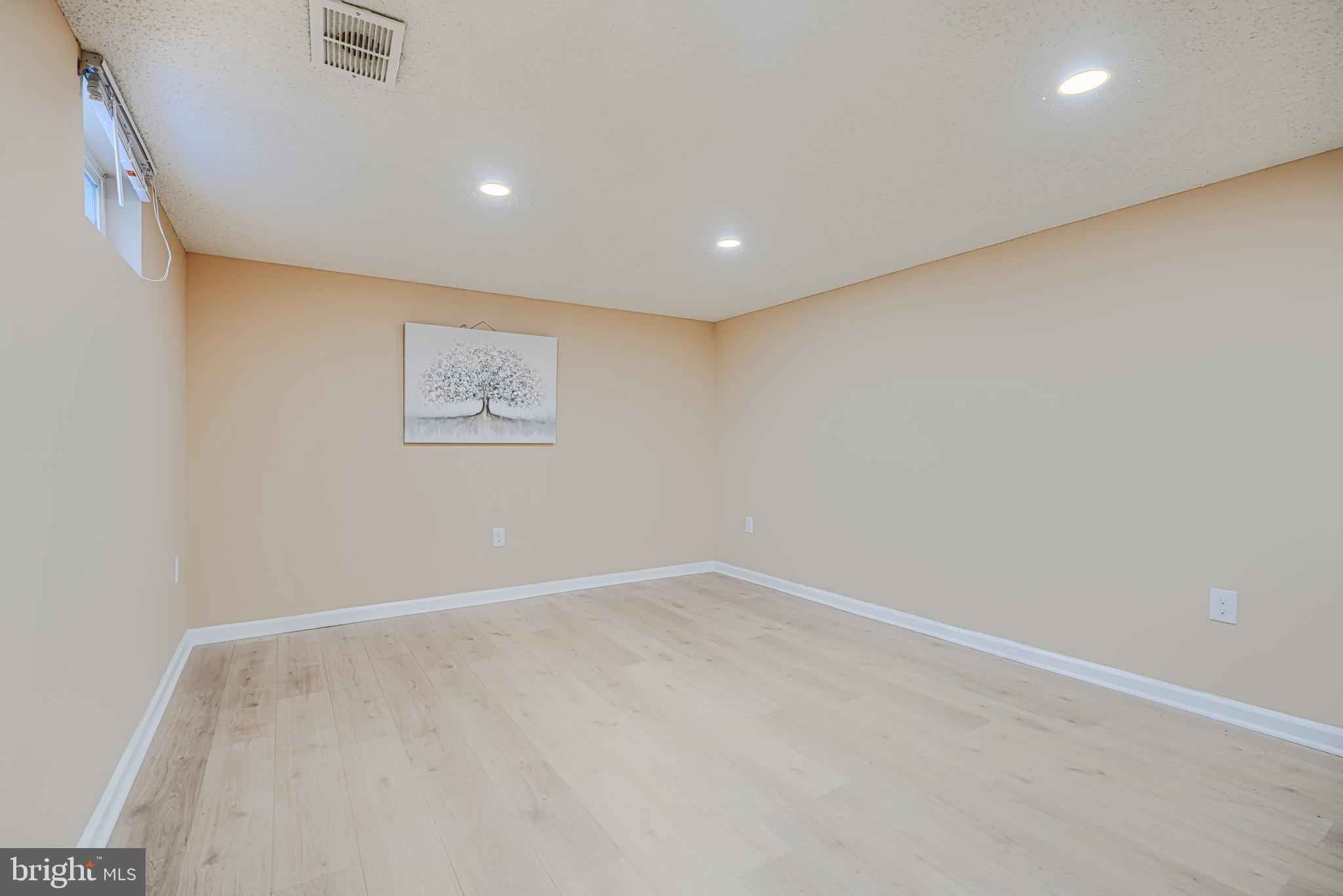 RANDALLSTOWN - Residential