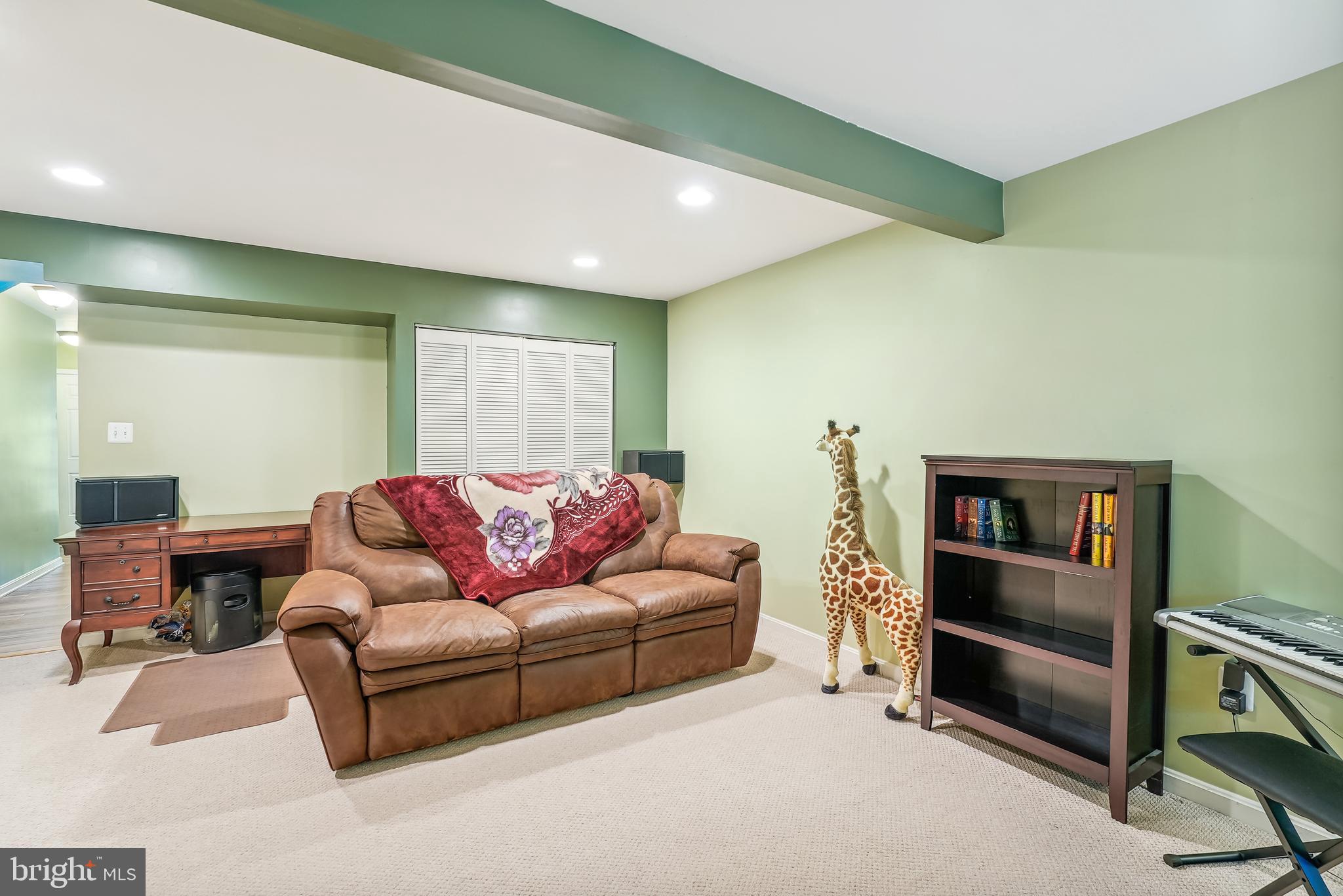 JEFFERSON VILLAGE - Residential