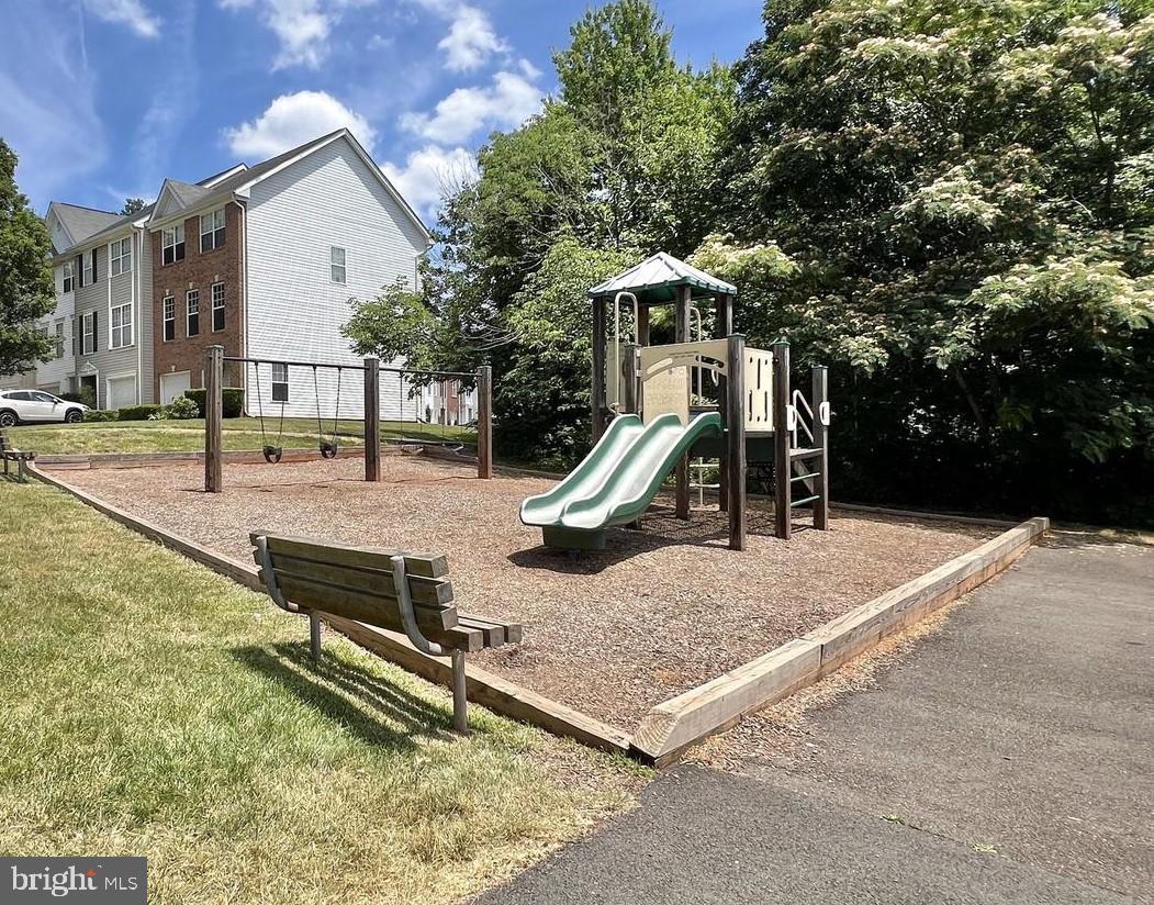 JEFFERSON VILLAGE - Residential