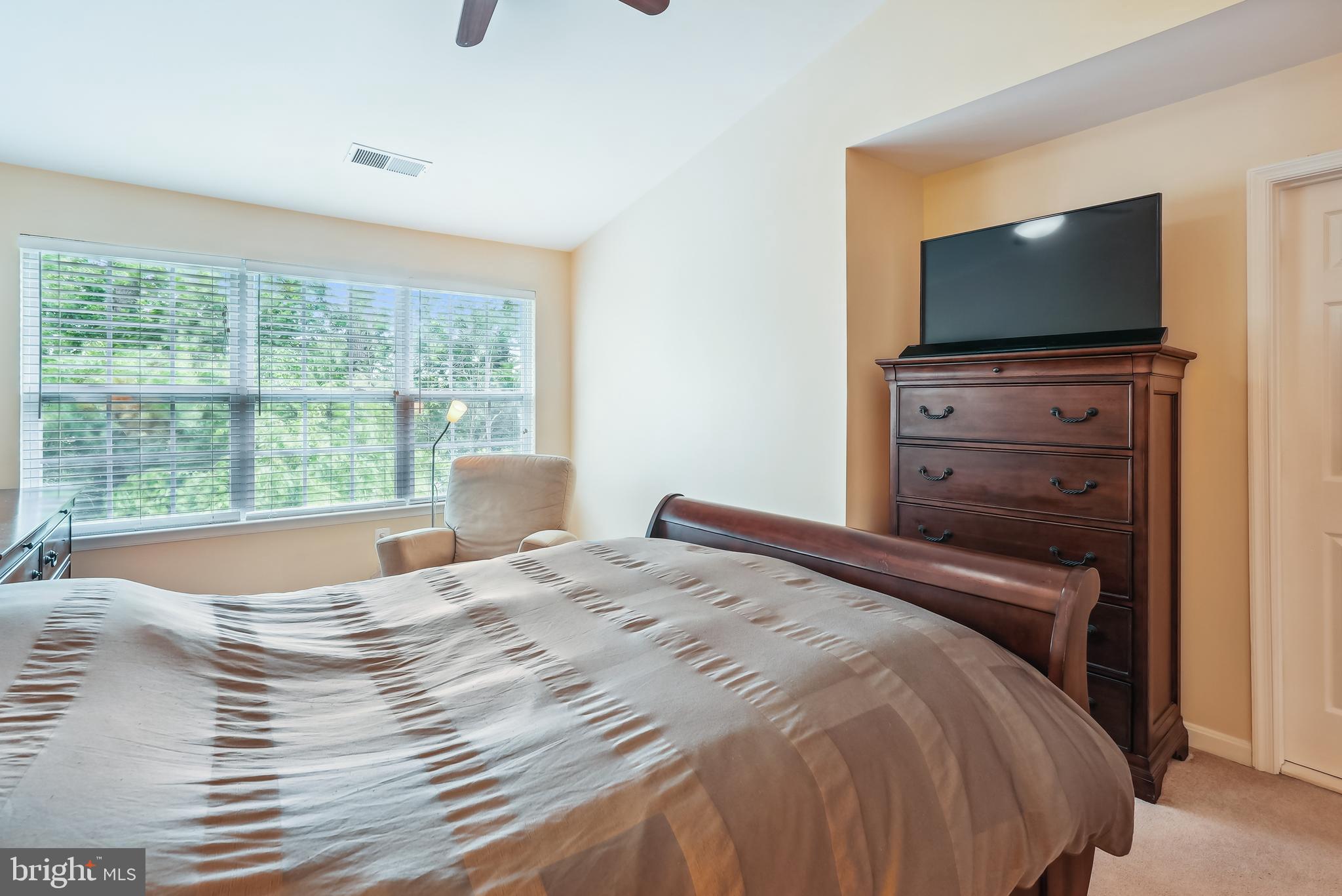 JEFFERSON VILLAGE - Residential