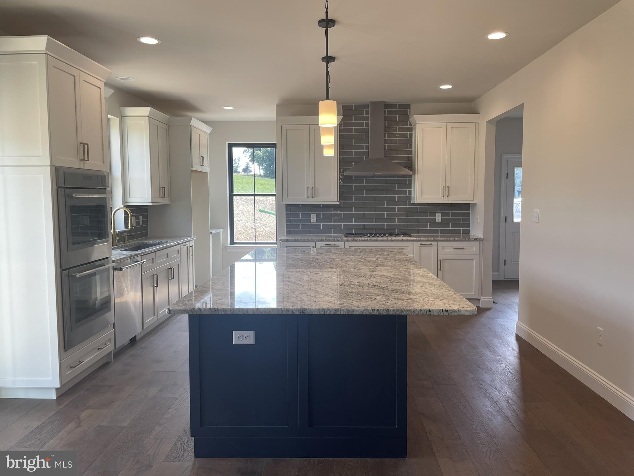 2022 SUNRISE DRIVE LOT 2