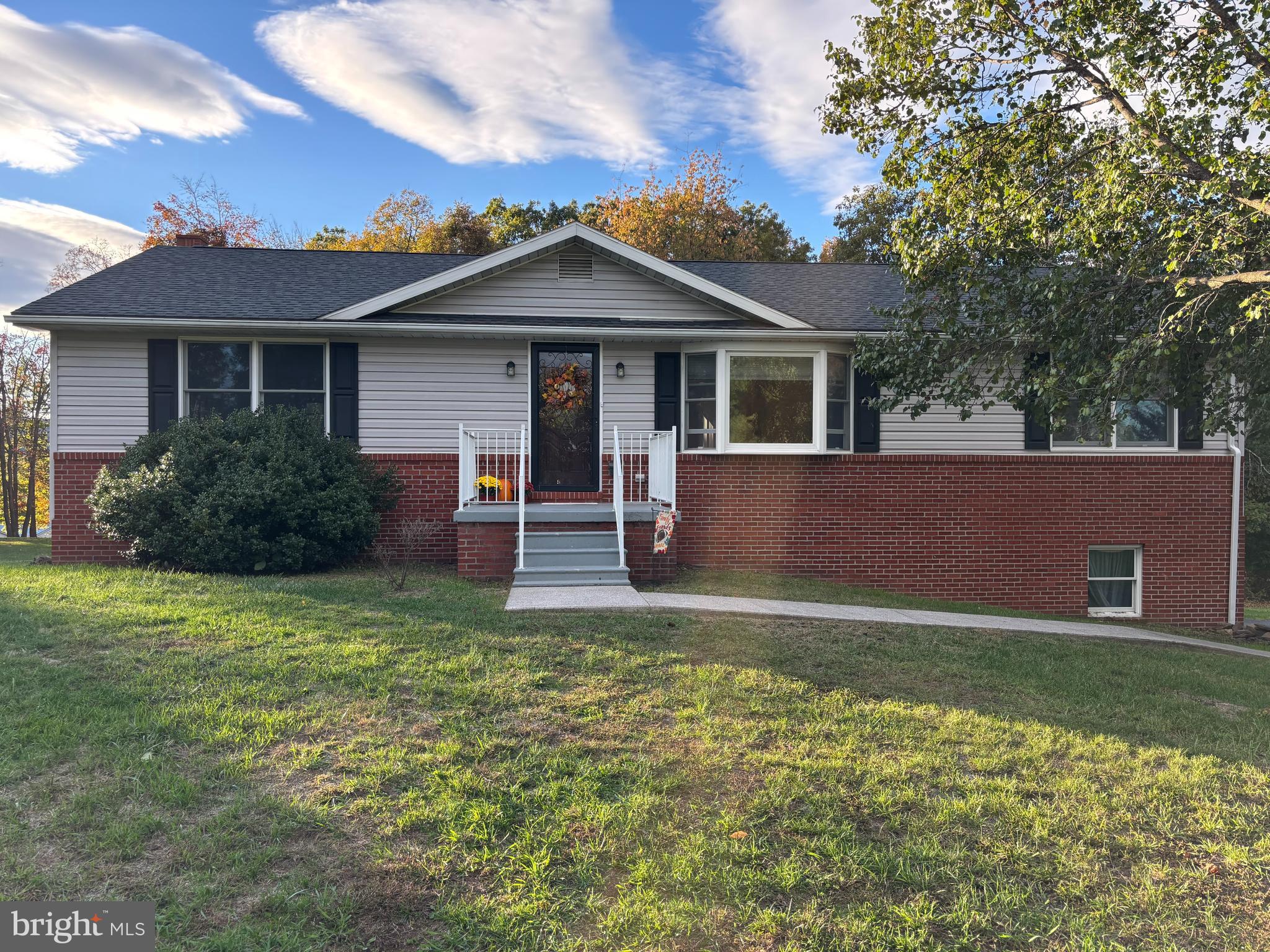 FAIRVIEW ESTATES - Residential