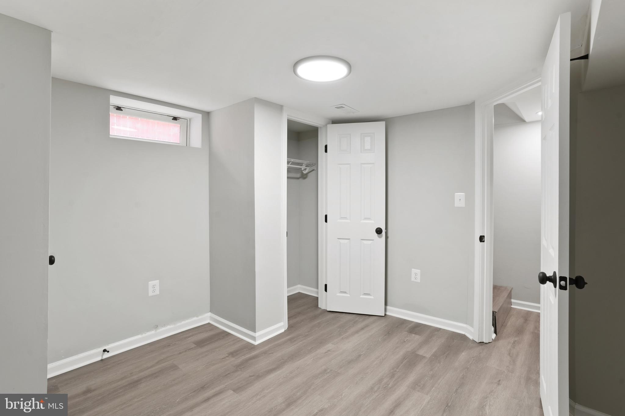 CATONSVILLE MANOR - Residential