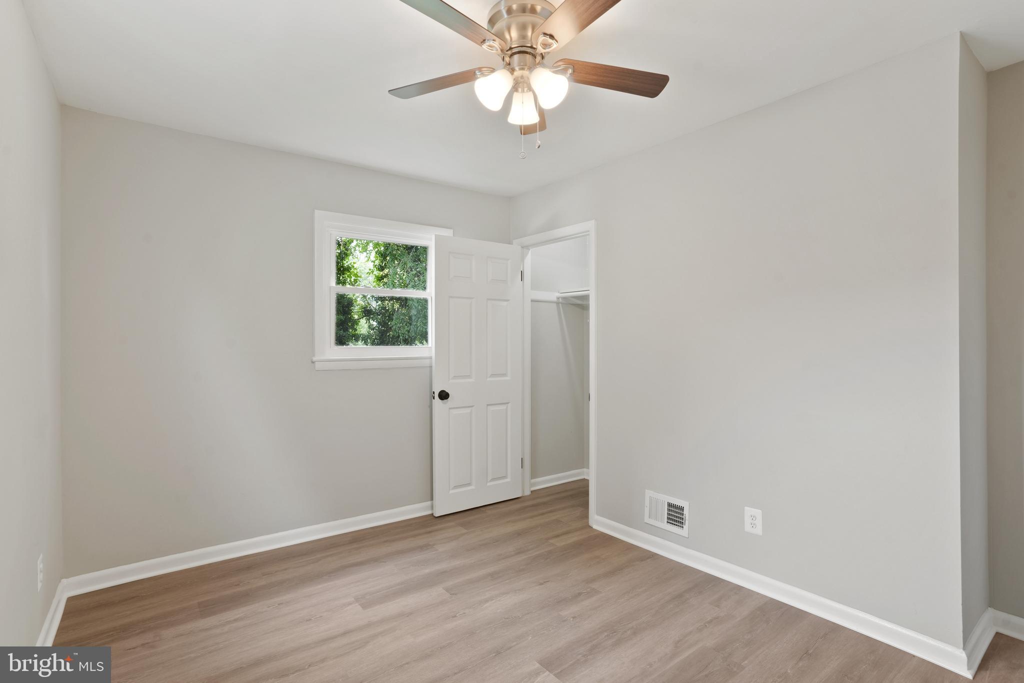 CATONSVILLE MANOR - Residential