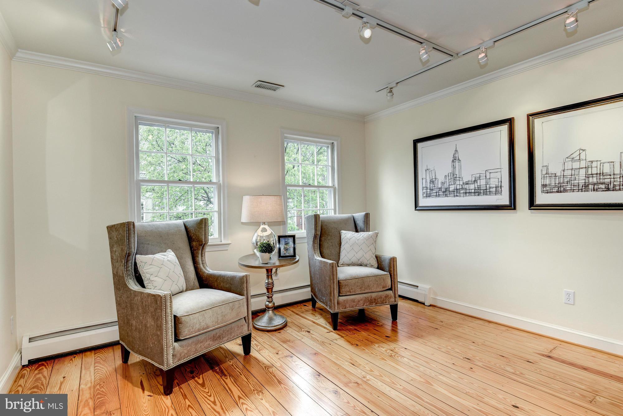 GEORGETOWN - Residential