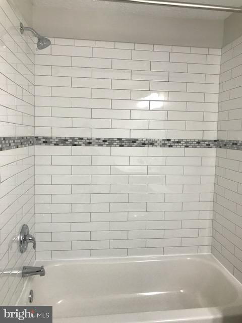 SOUTHFIELD AT WHITEMARSH - Residential Lease