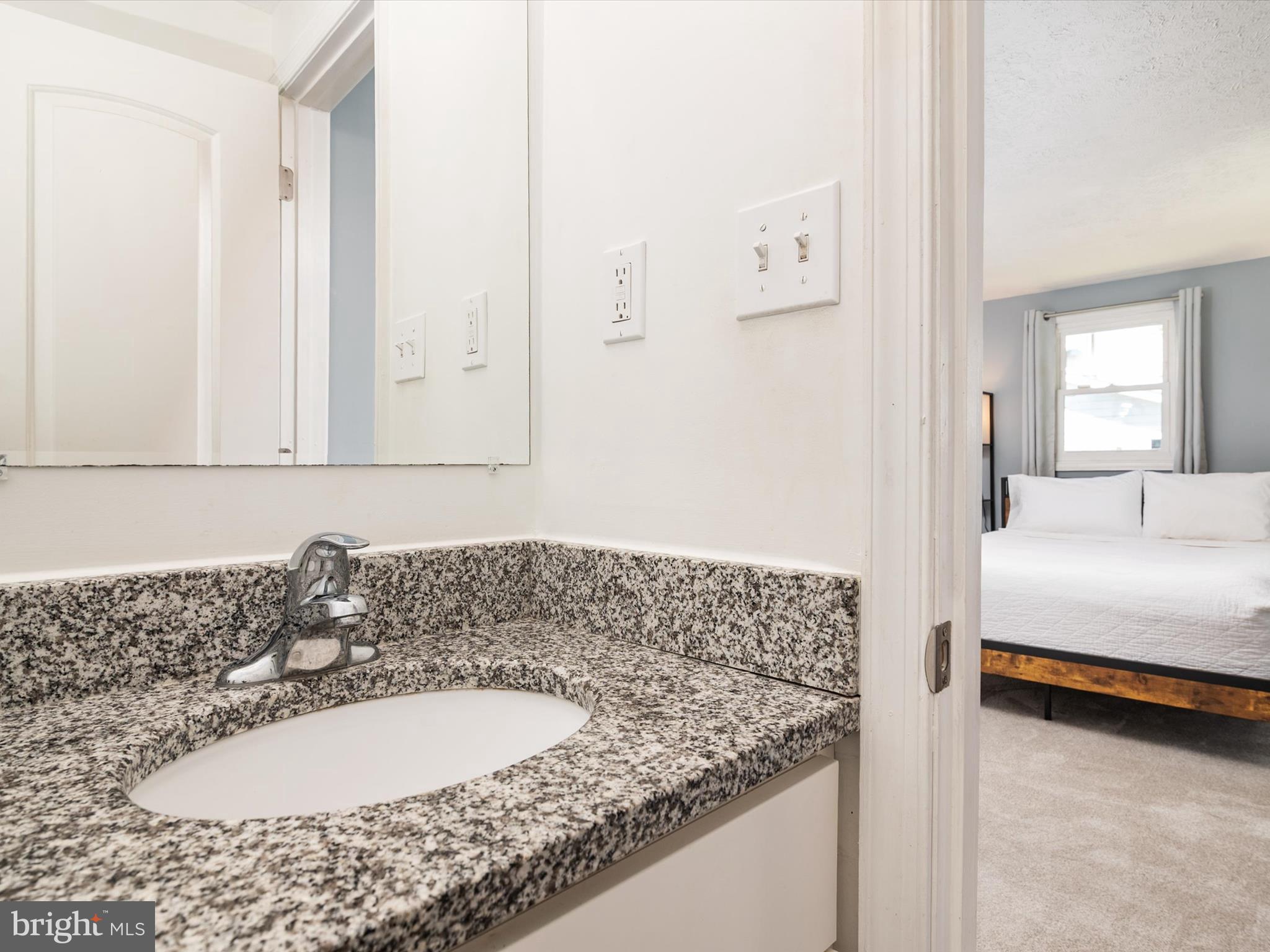 FRANKLIN MANOR BEACH - Residential