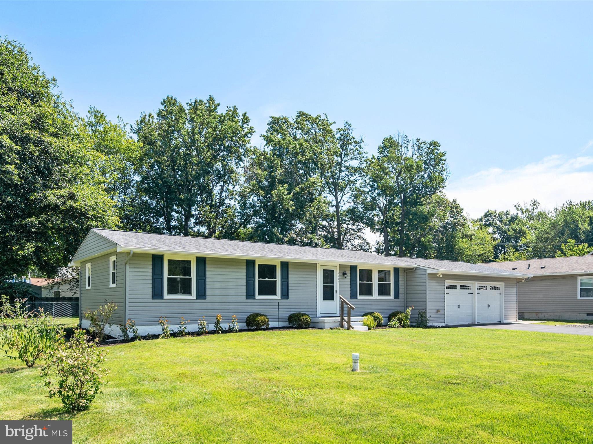 FRANKLIN MANOR BEACH - Residential