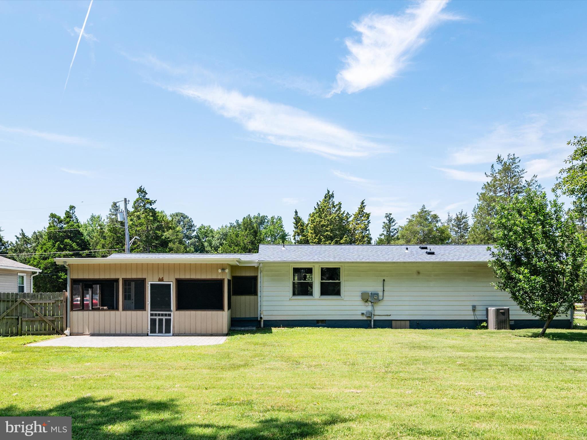FRANKLIN MANOR BEACH - Residential