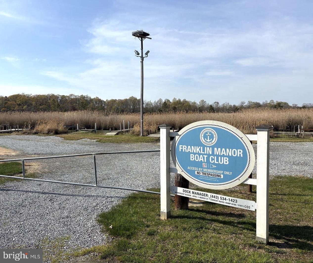 FRANKLIN MANOR BEACH - Residential