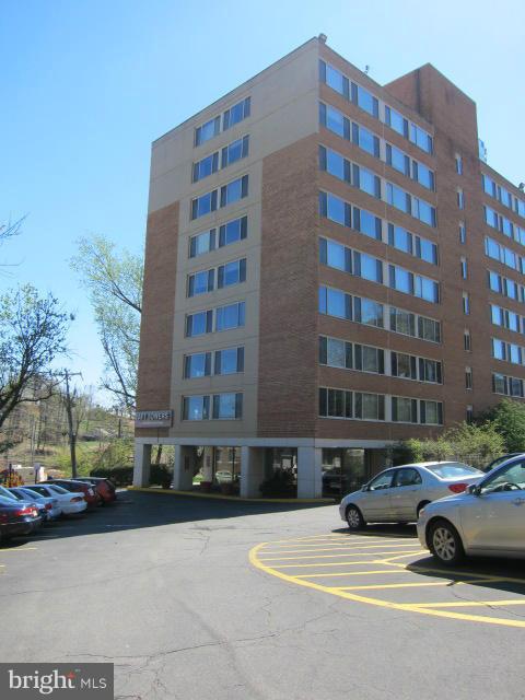 TAFT TOWERS - Residential