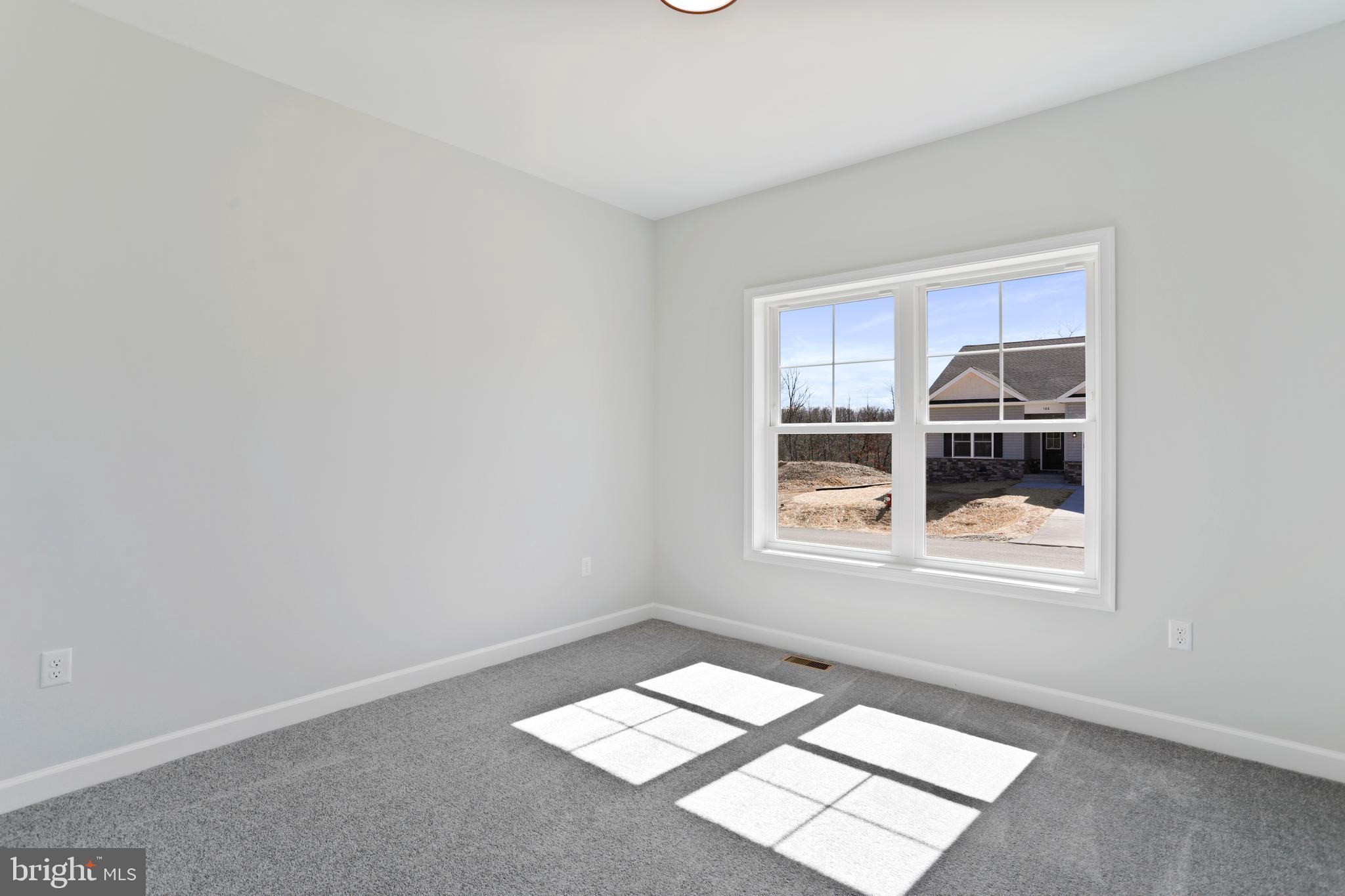 CAREFREE ACRES - Residential