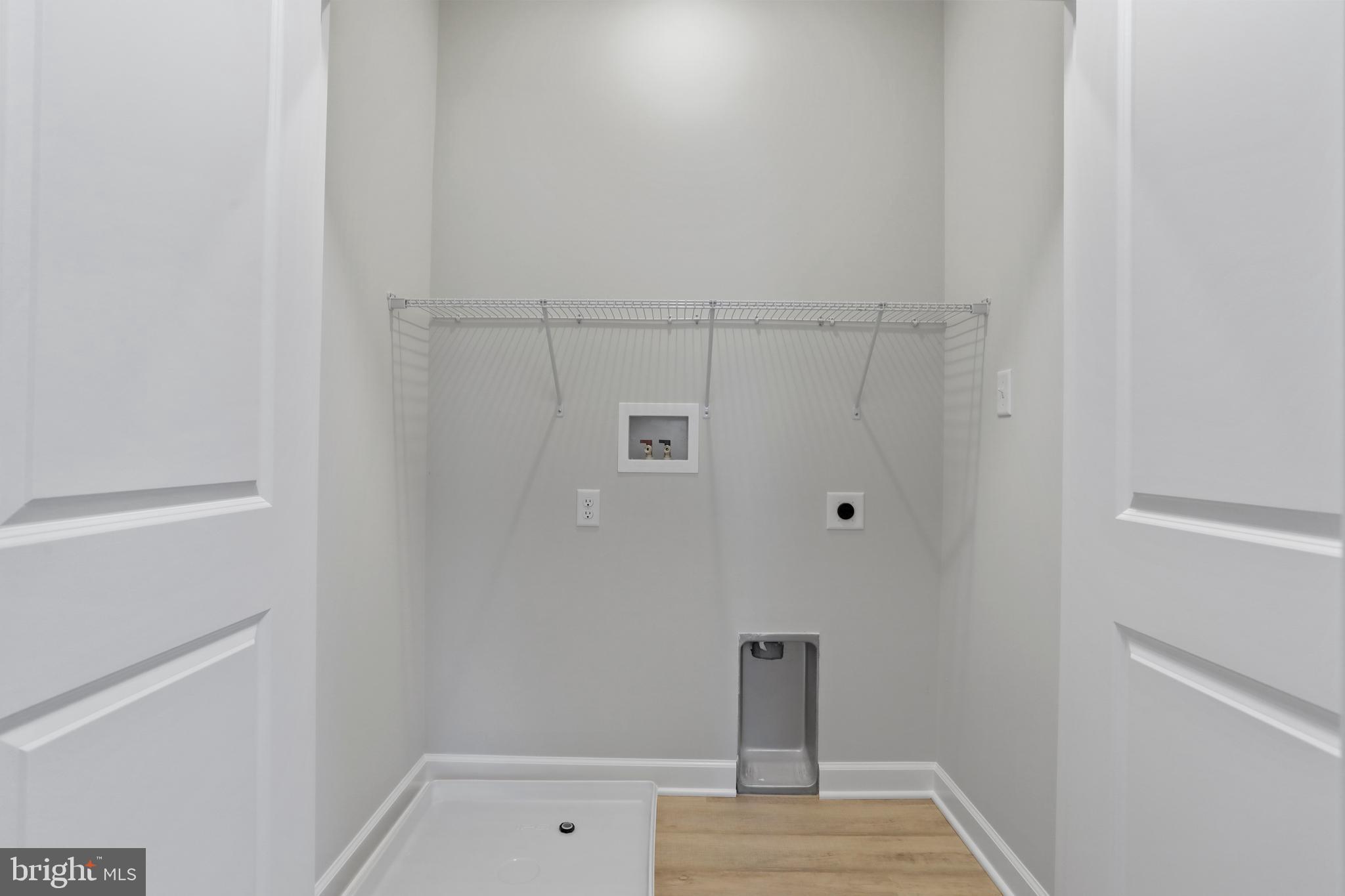 CAREFREE ACRES - Residential