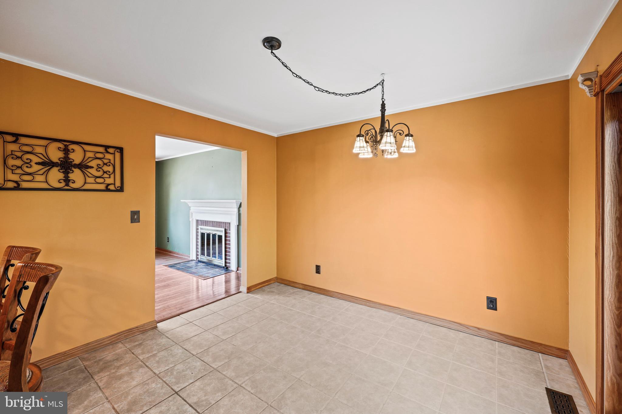 BRADFORD VILLAGE - Residential