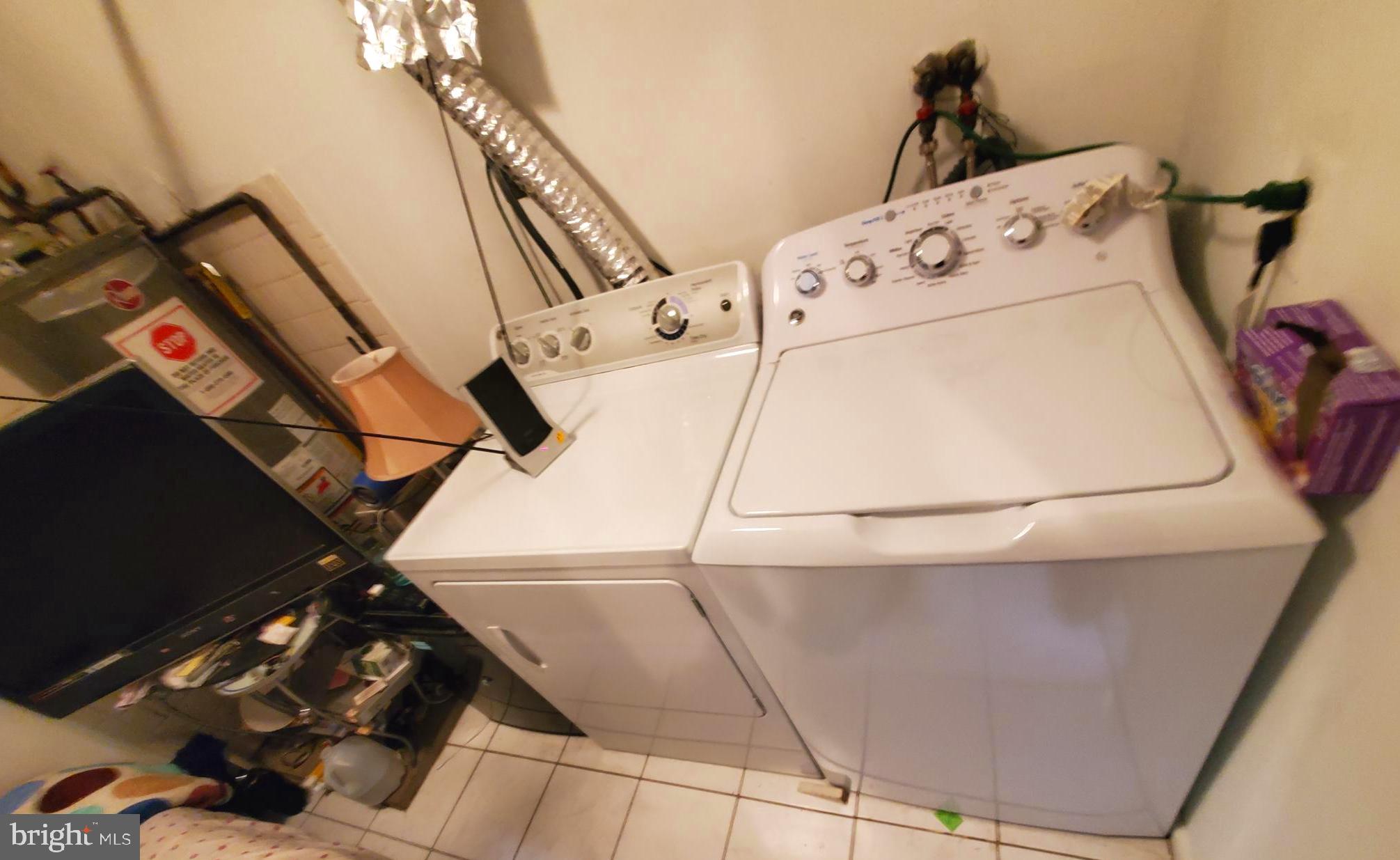 RIGGS MANOR - Residential