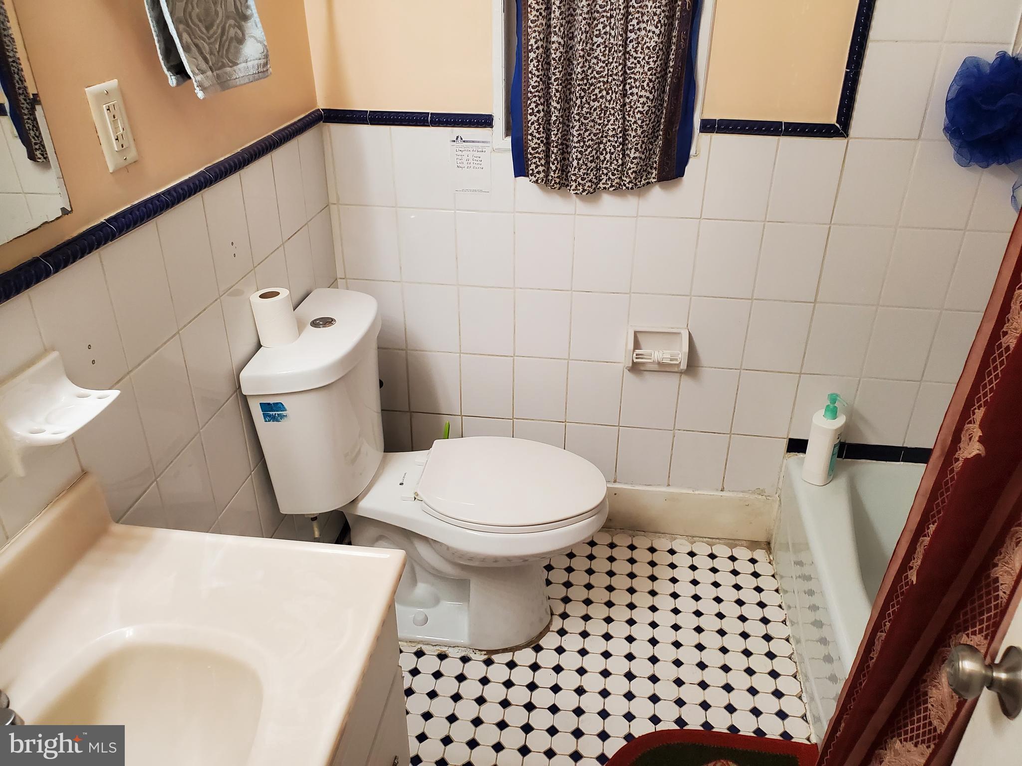 RIGGS MANOR - Residential