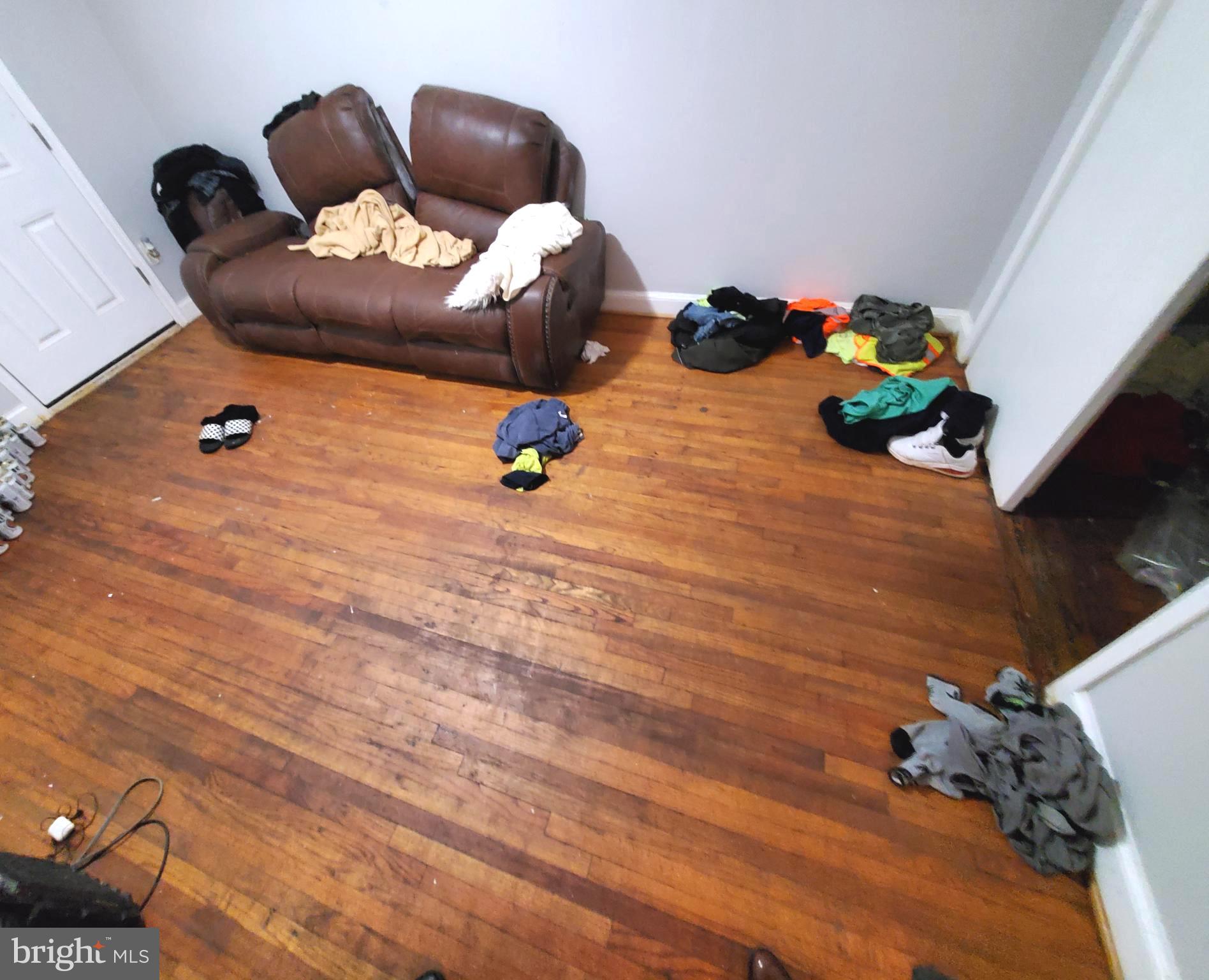 RIGGS MANOR - Residential