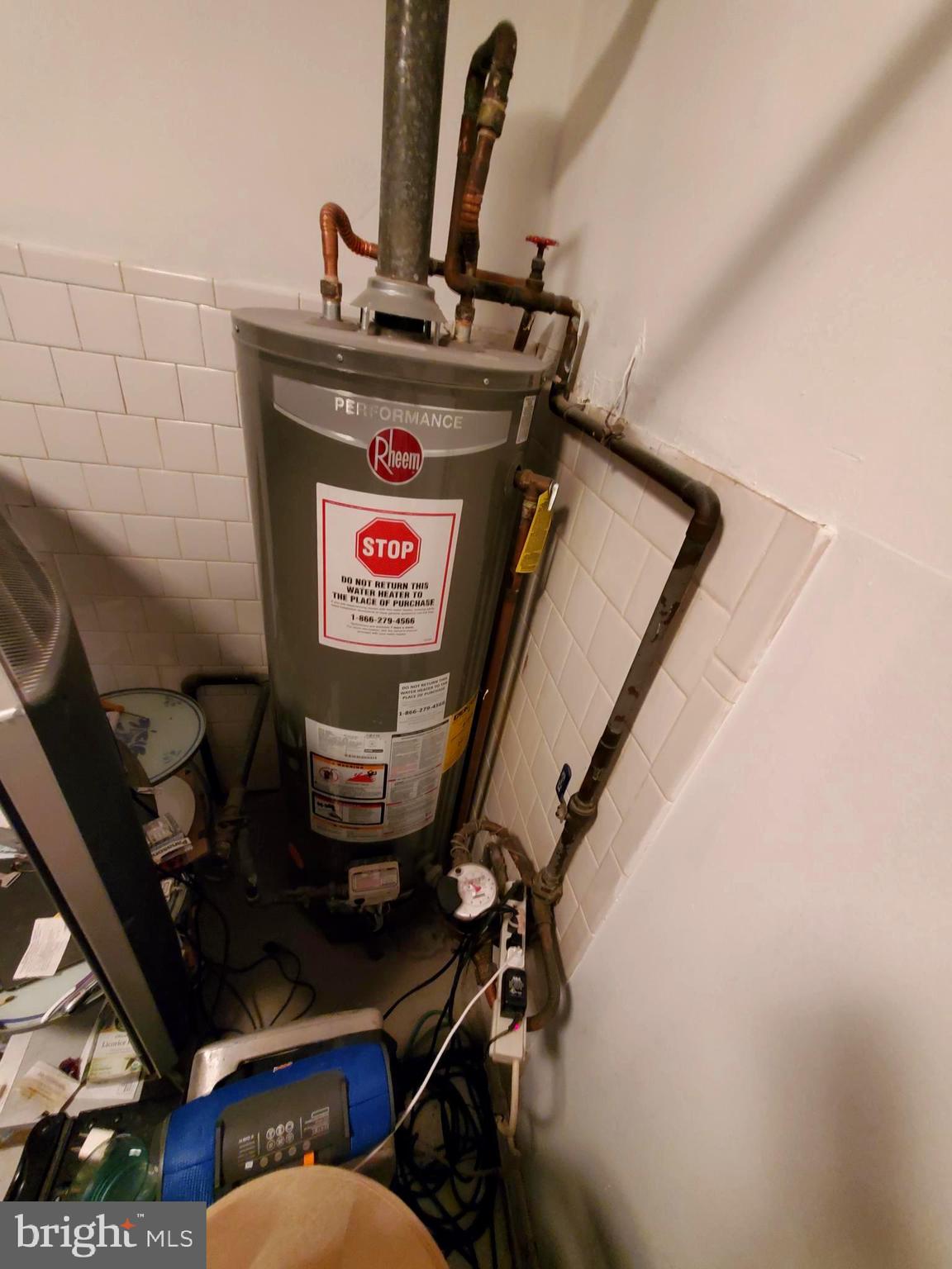 RIGGS MANOR - Residential