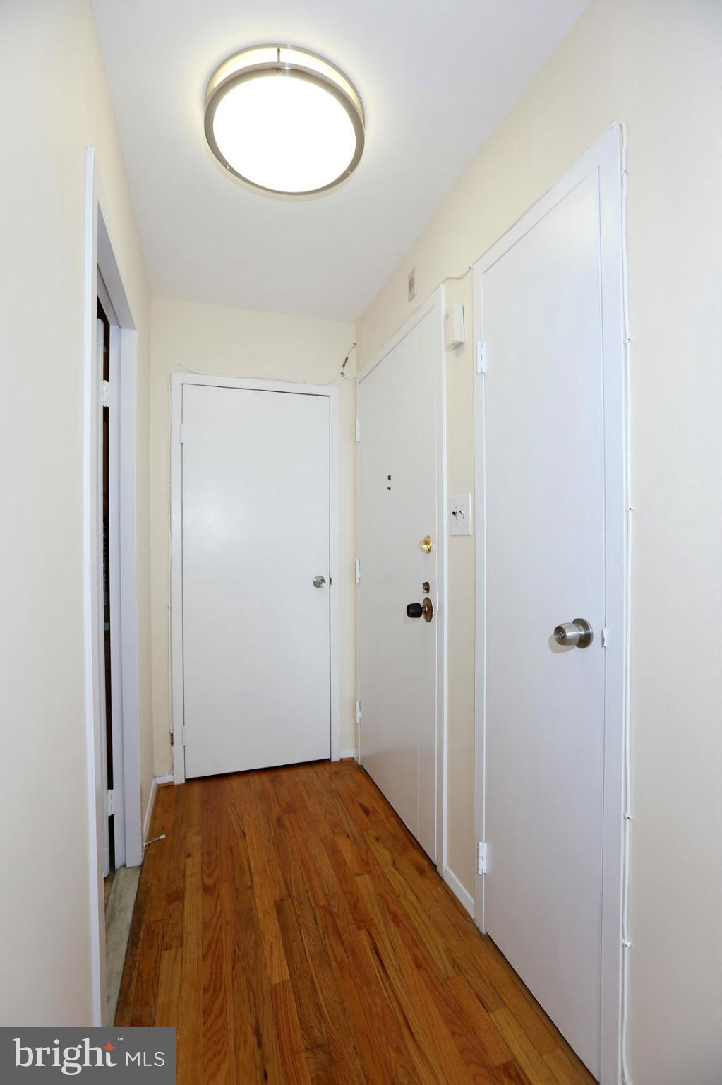 WASHINGTON TOWER - Residential