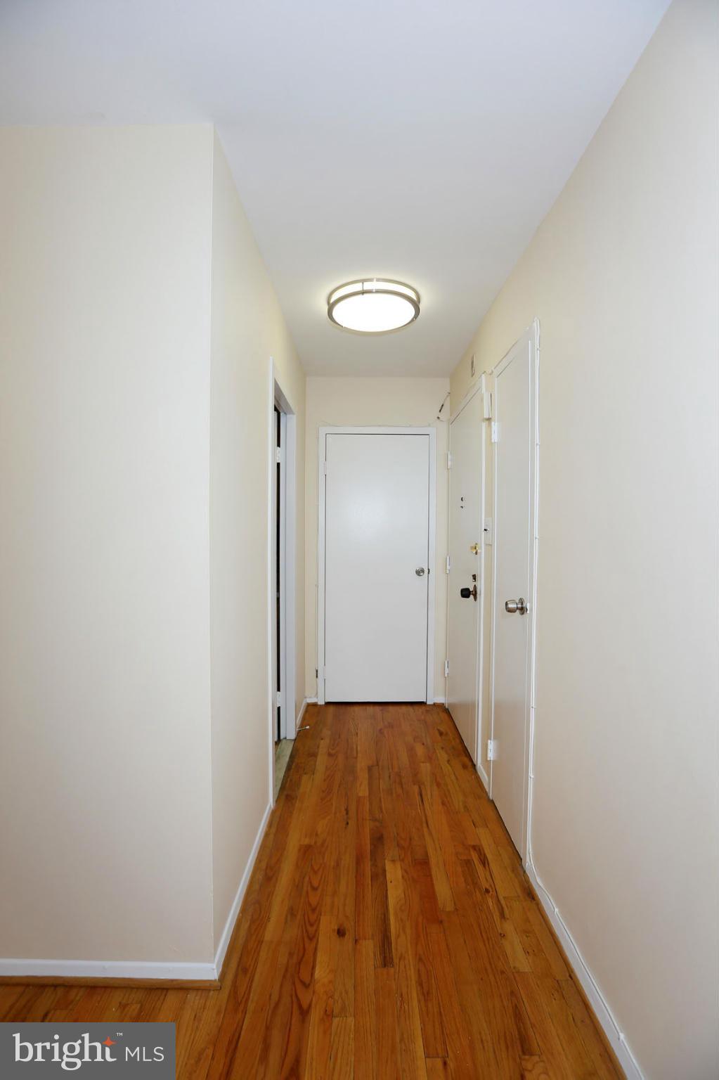 WASHINGTON TOWER - Residential