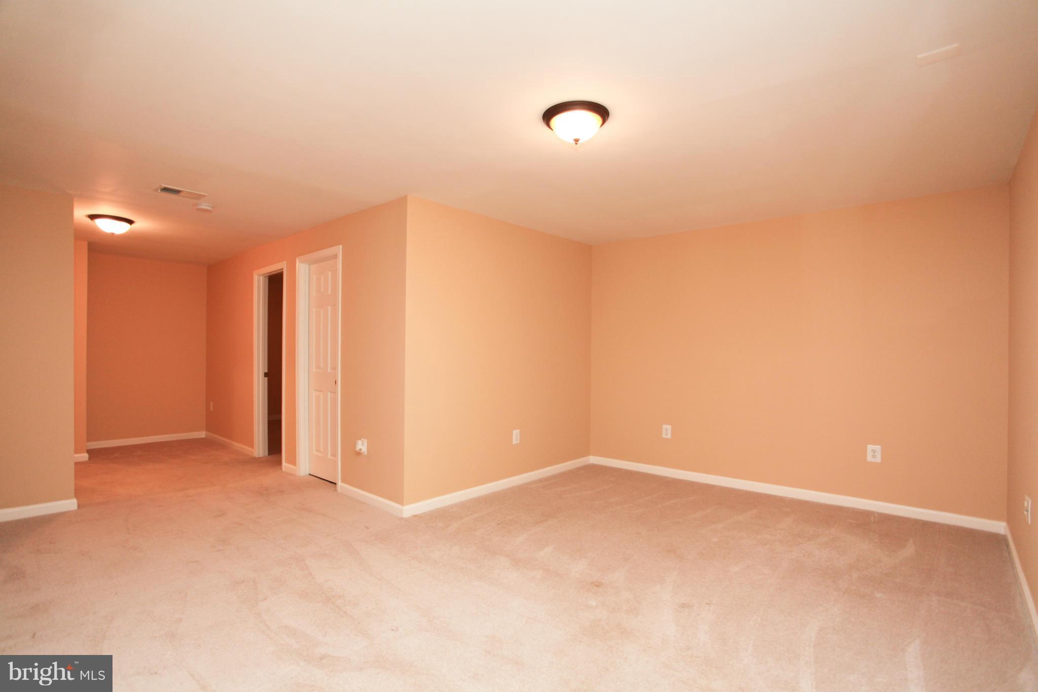 RIDGEFIELD CROSSING - Residential