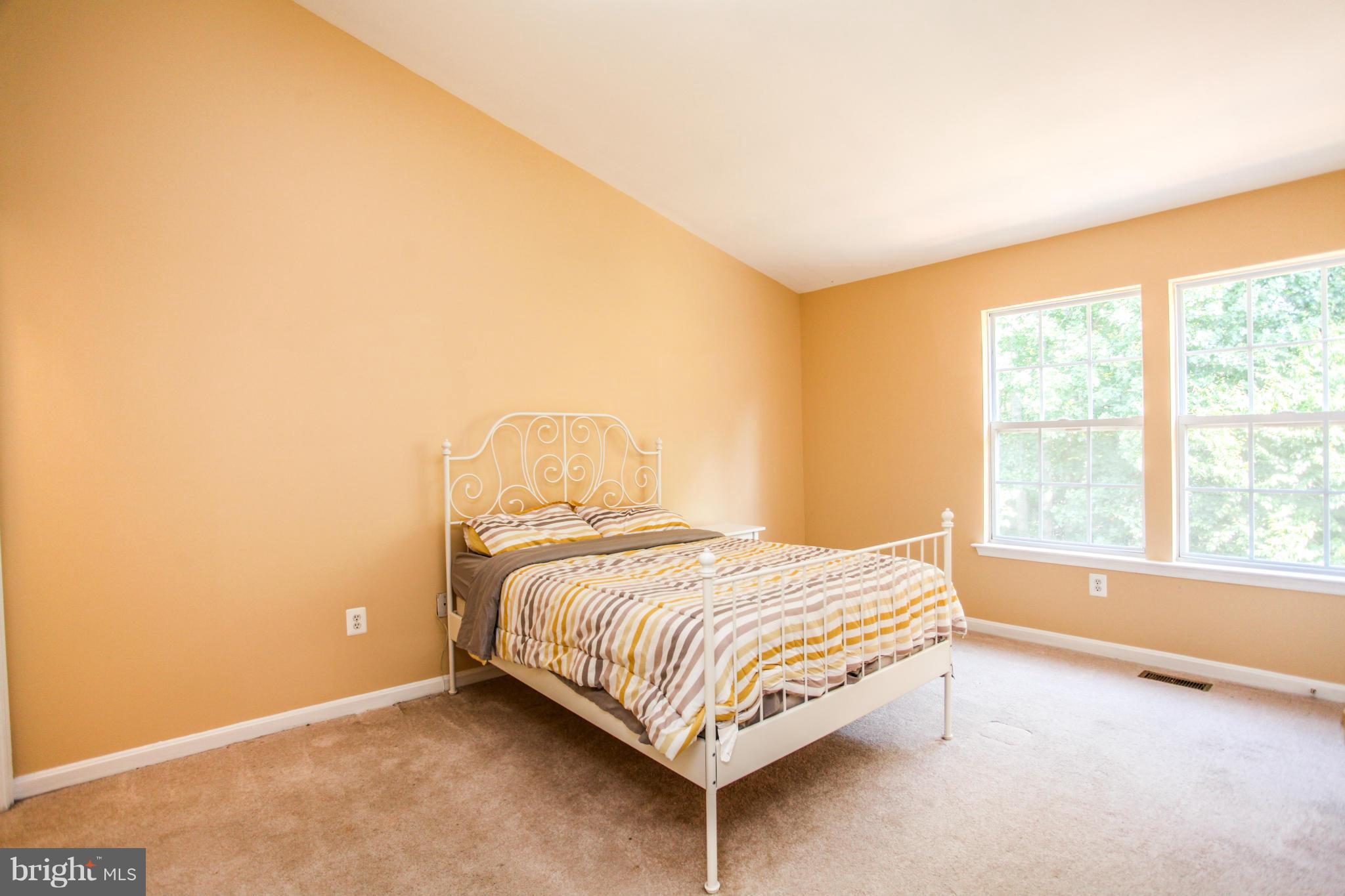 RIDGEFIELD CROSSING - Residential