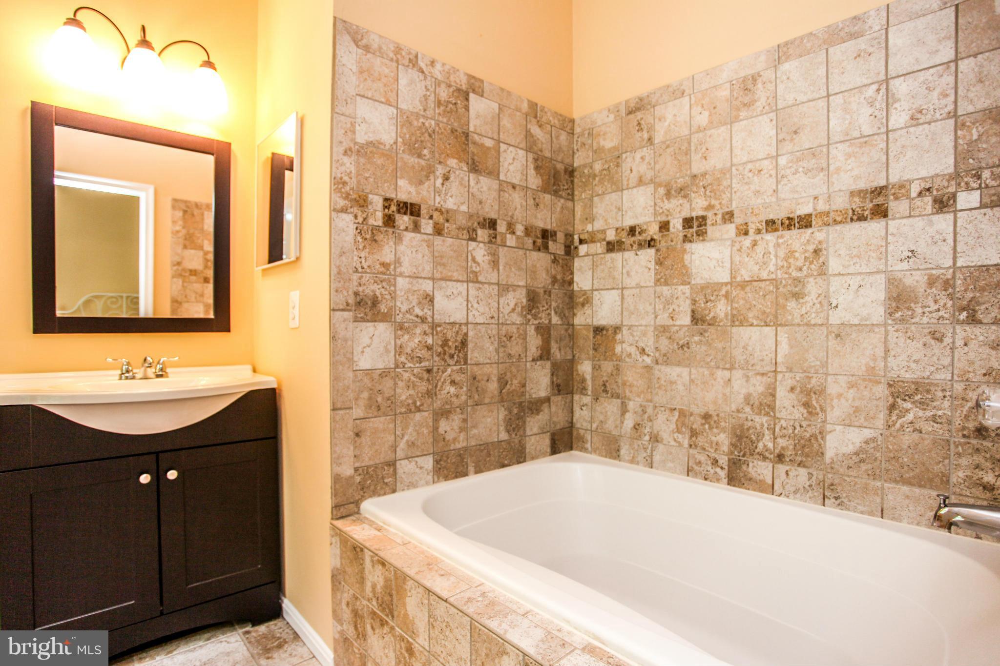 RIDGEFIELD CROSSING - Residential