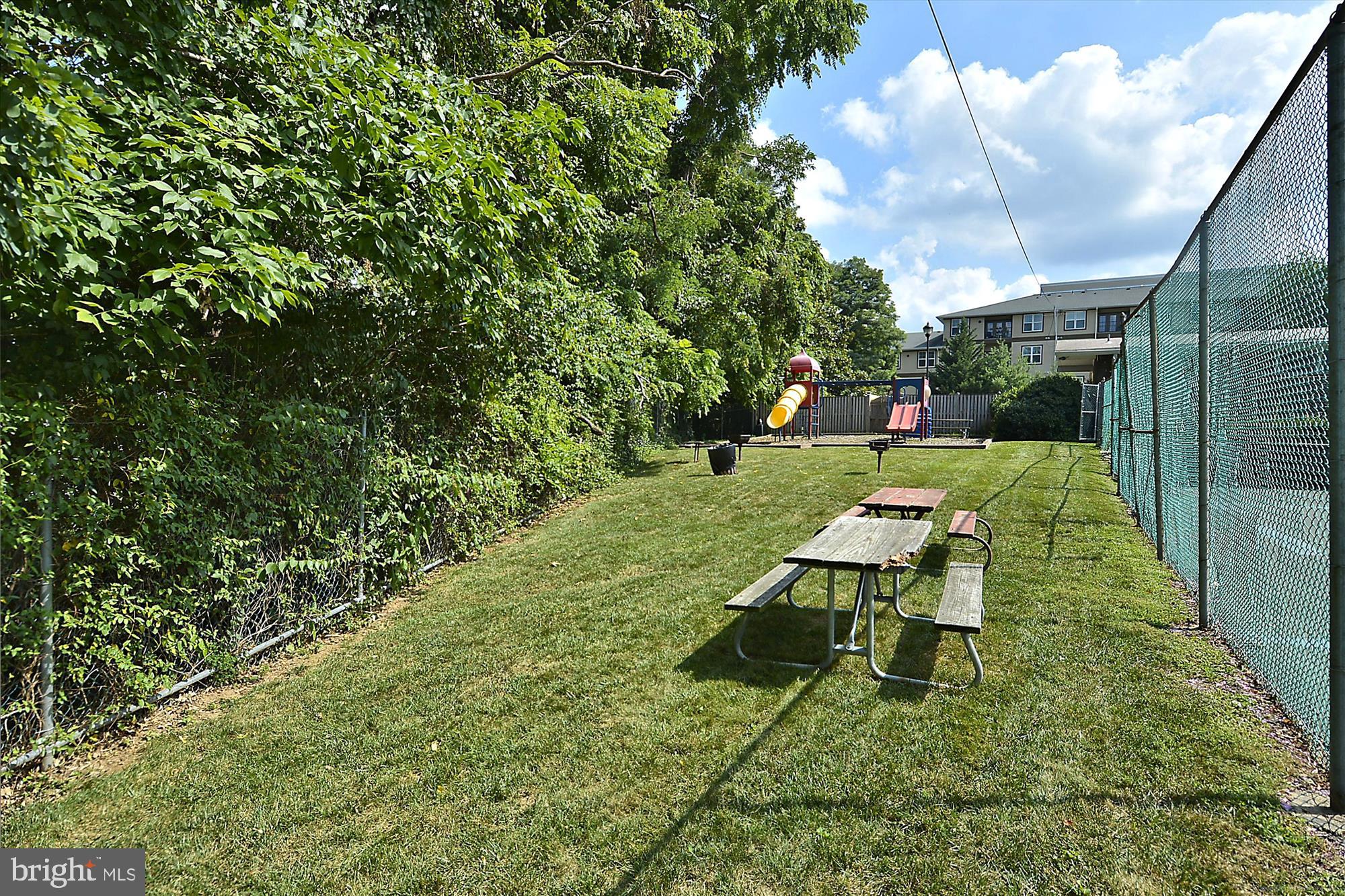 THE FORUM - Residential