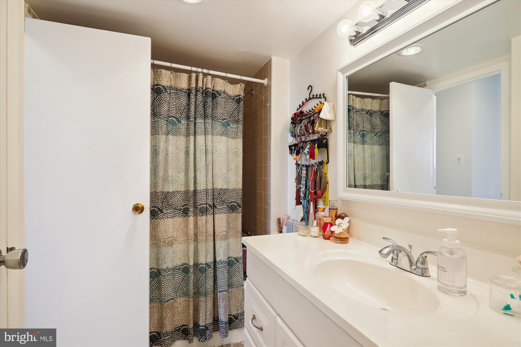 THE FORUM - Residential