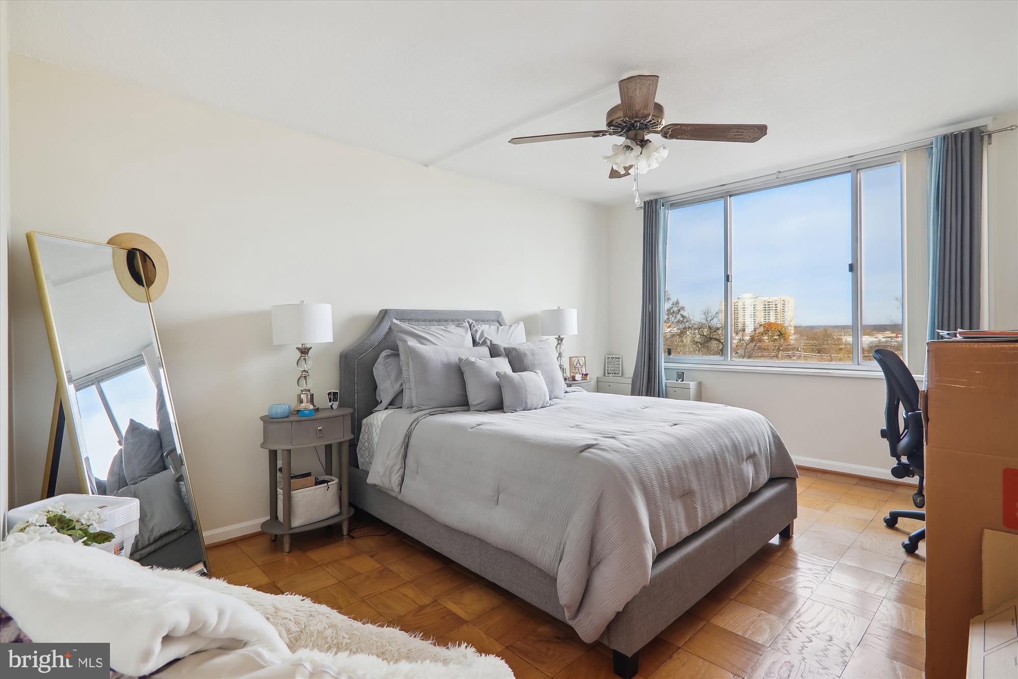 THE FORUM - Residential