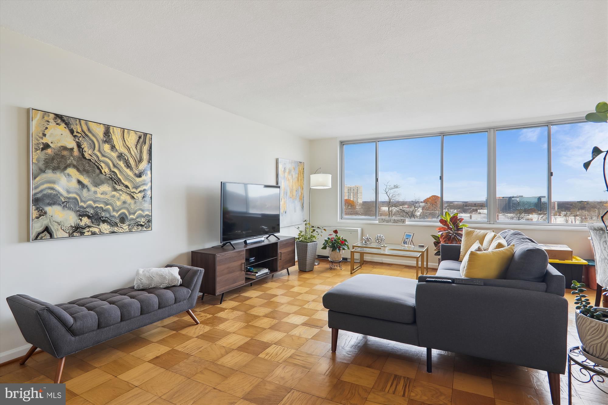 THE FORUM - Residential