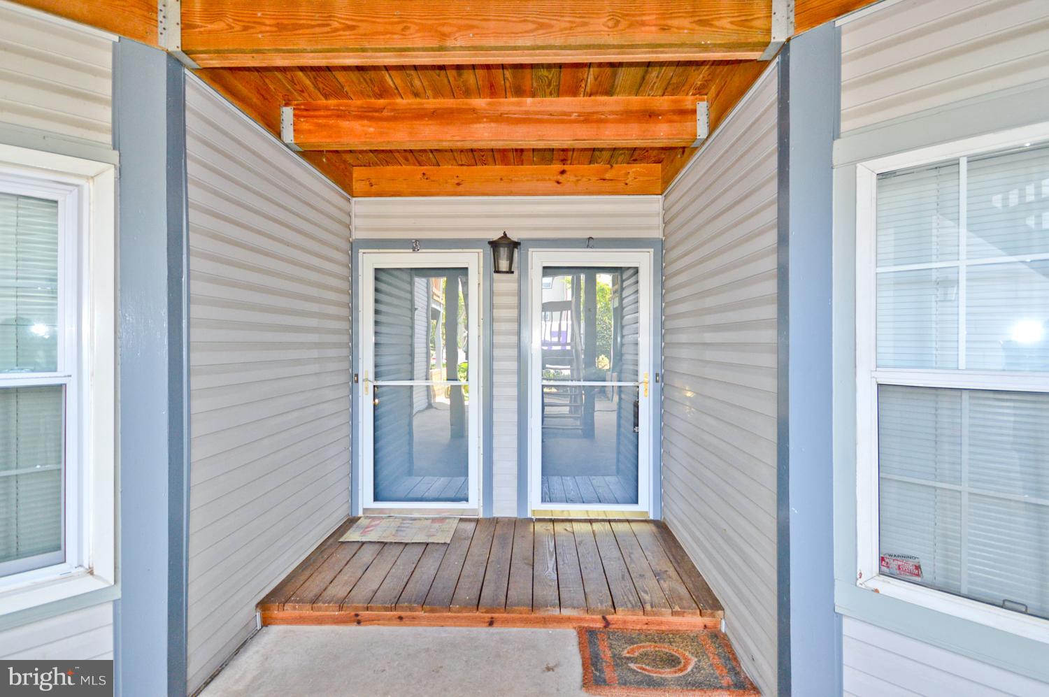 SURREY AT MANCHESTER LAKES - Residential