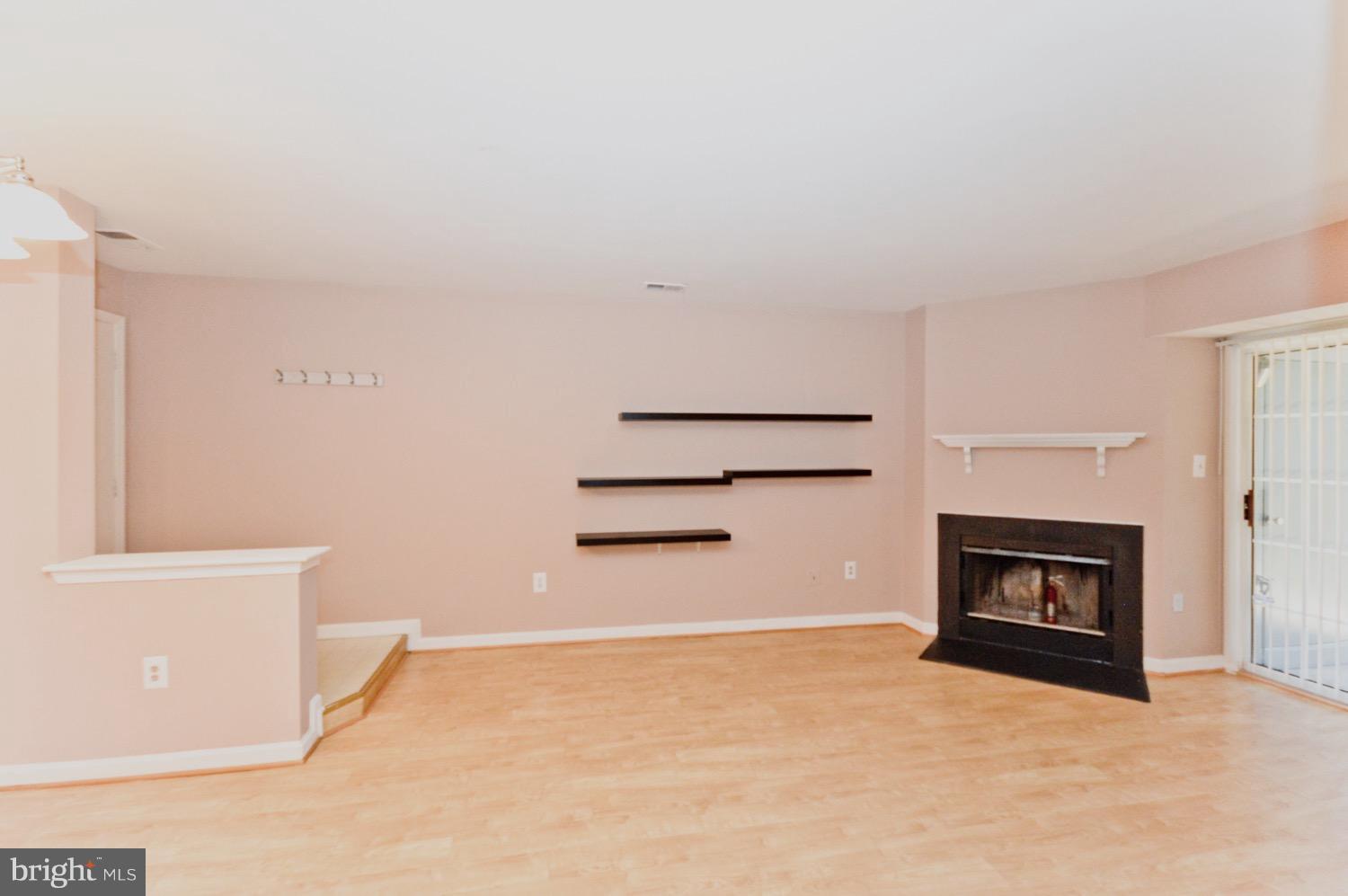 SURREY AT MANCHESTER LAKES - Residential