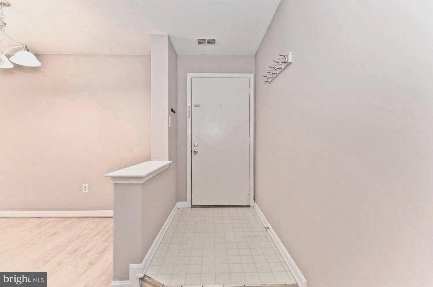 SURREY AT MANCHESTER LAKES - Residential