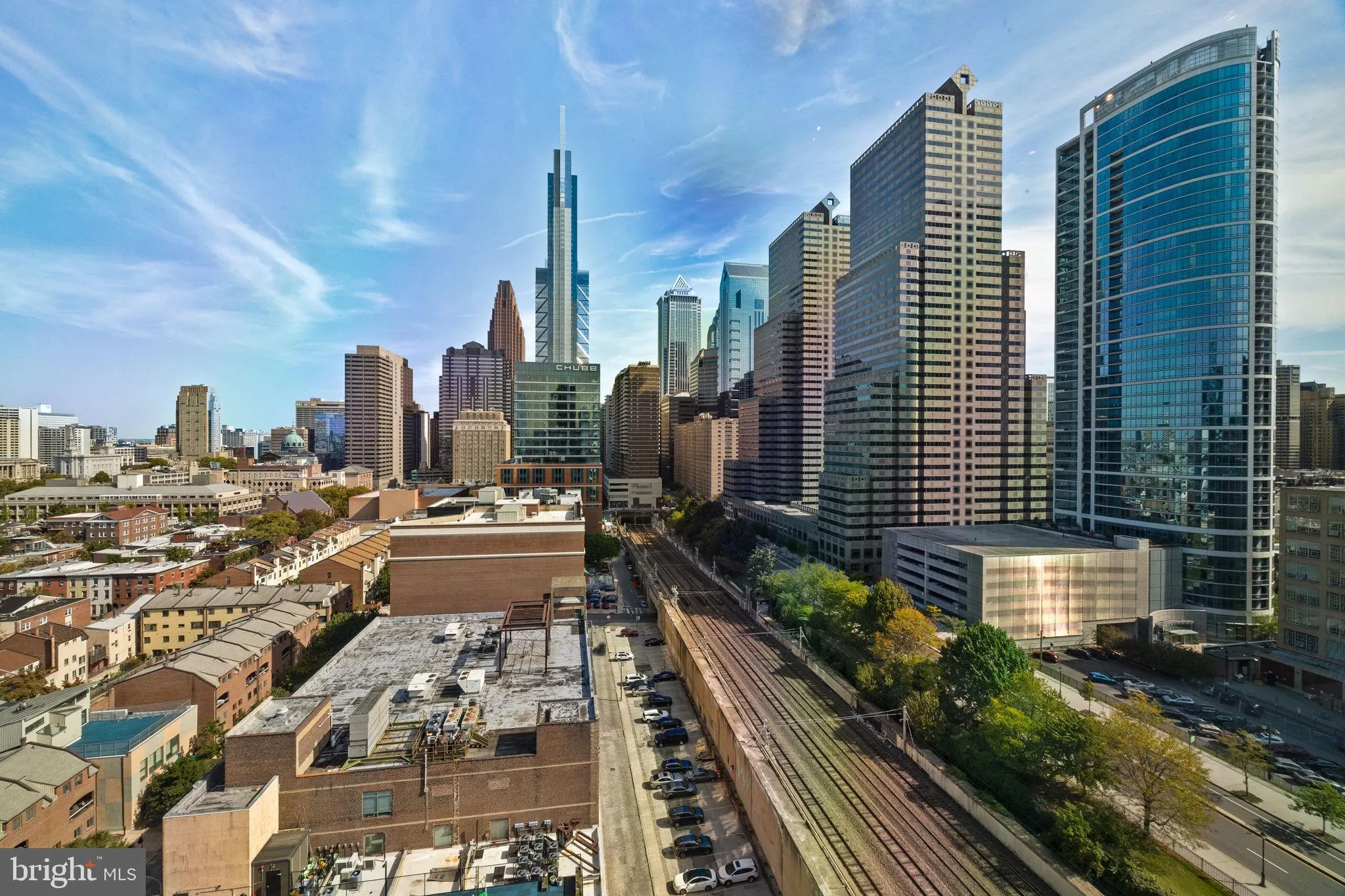 Philadelphia, Pennsylvania 19103, United States, 3 Bedrooms Bedrooms, ,2 BathroomsBathrooms,Residential,Active,225080