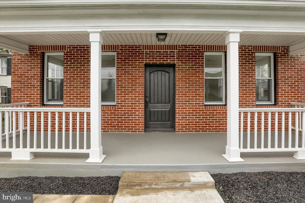 Photo of 1977 Division Highway, EPHRATA, PA 17522 (MLS # PALA2087512)