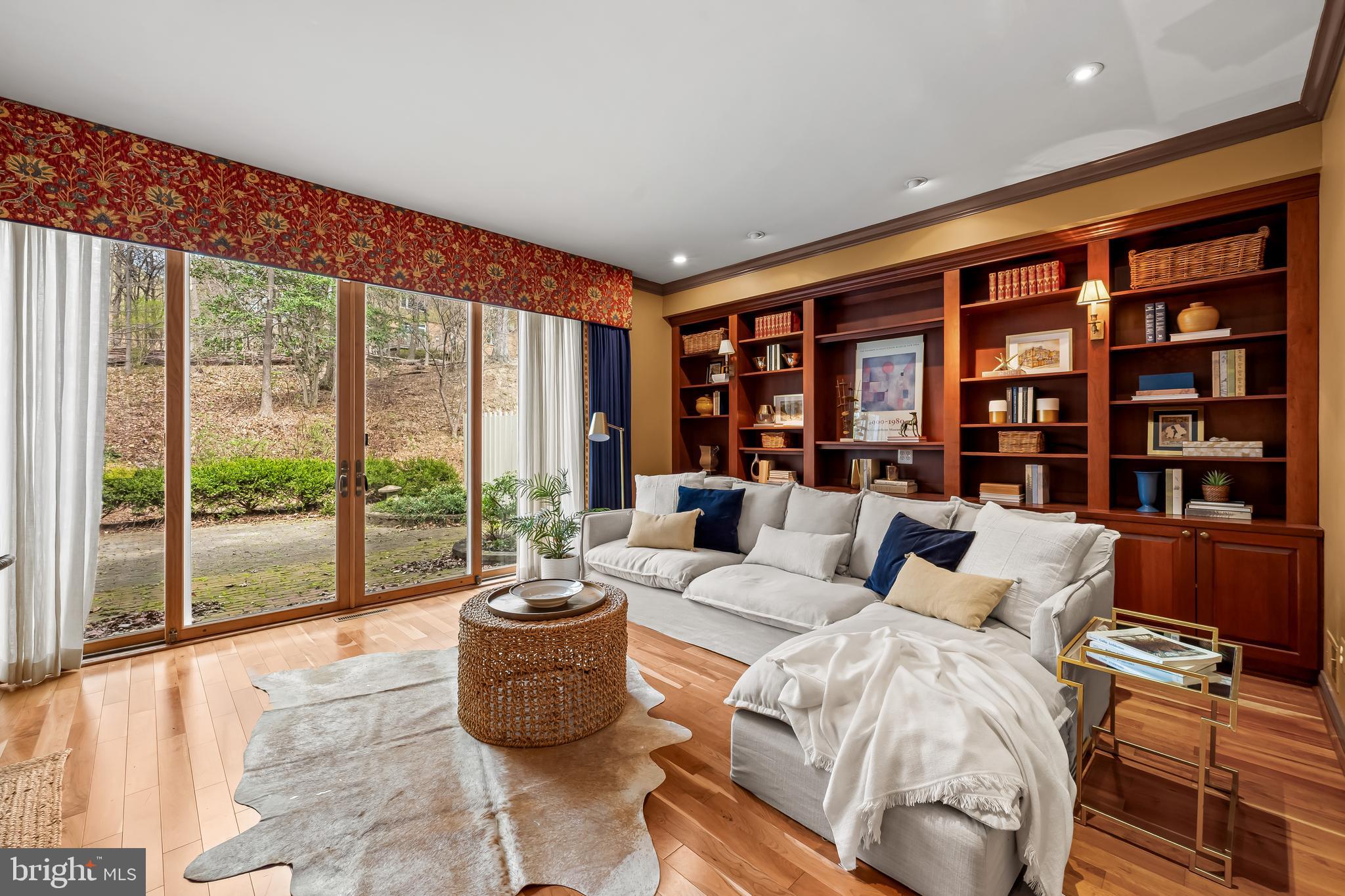 VILLAGE OF CROSS KEYS - Residential